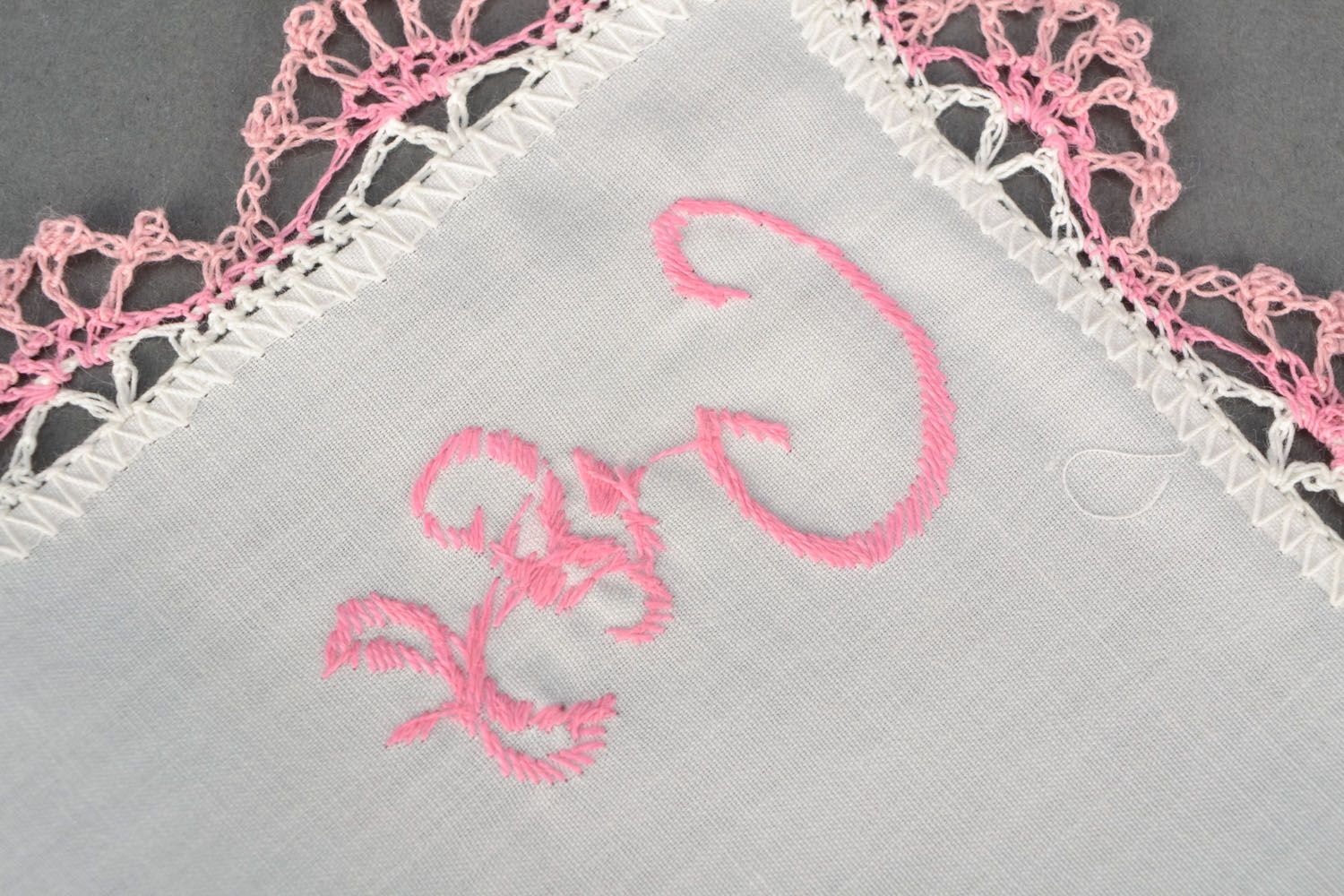 Women's handkerchief with embroidery photo 5