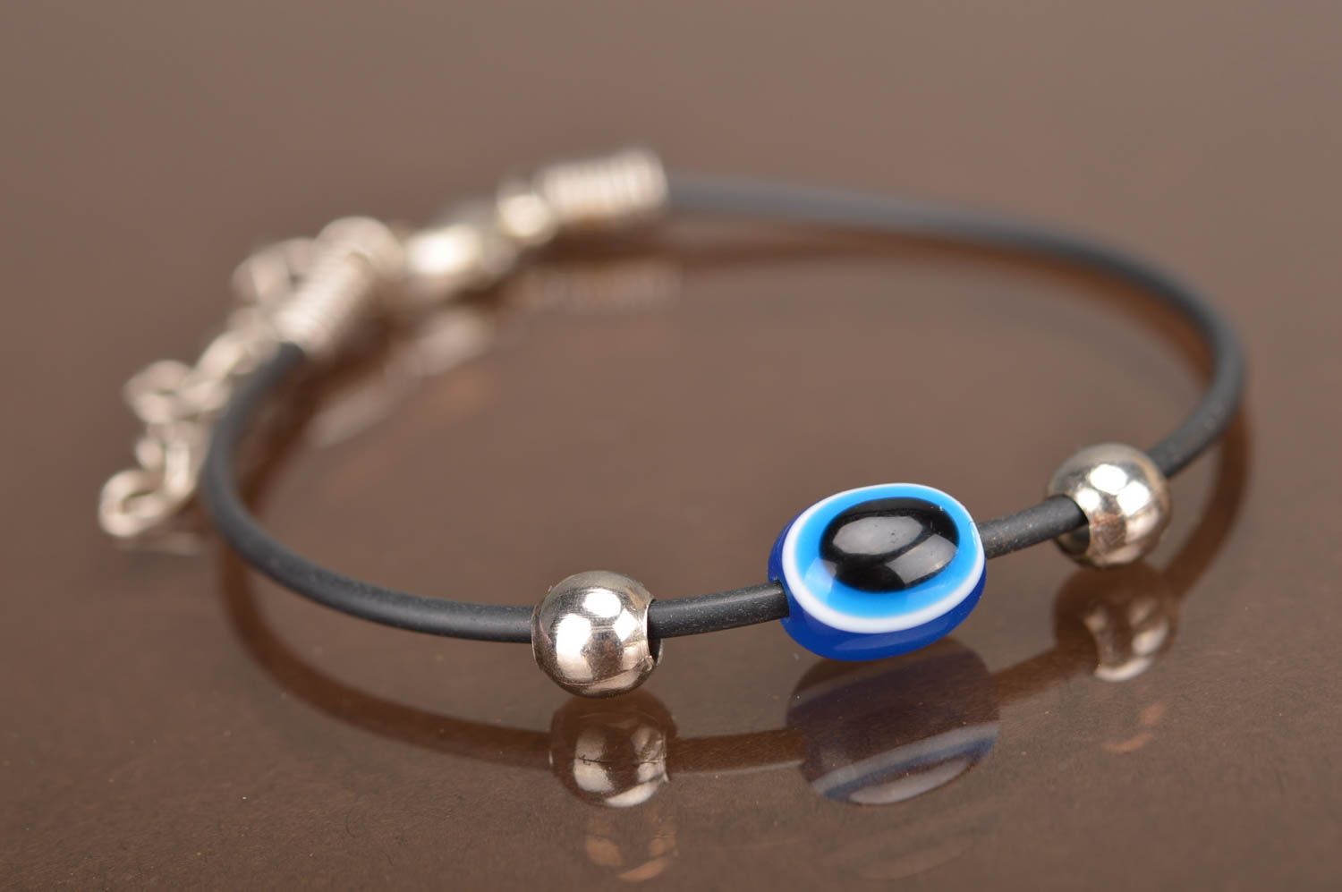 Female handmade stylish beautiful unusual thin rubber bracelet with beads photo 2
