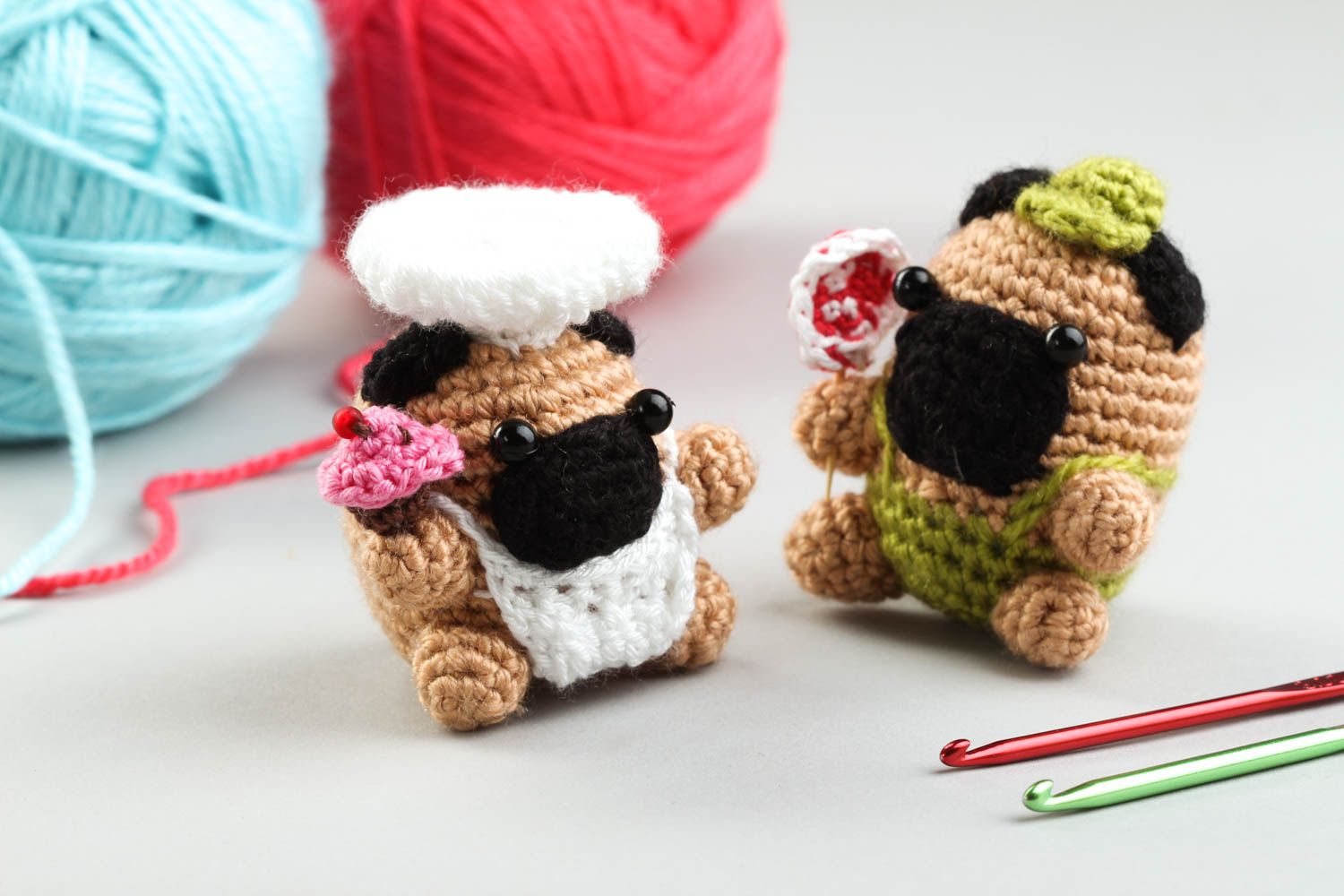 Set of two pug knitted stuffed toys. 3 inches tall photo 1