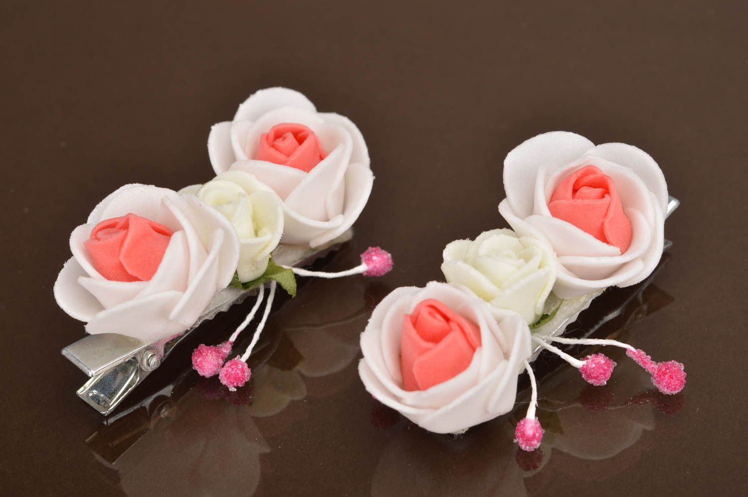 Designer handmade hair clips made of artificial flowers set of 2 pieces photo 2