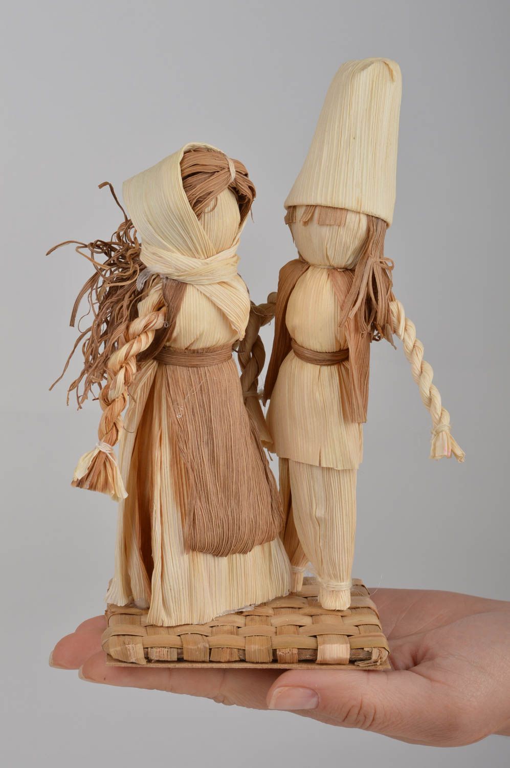 Handmade corn leaves figurines set of 2 pieces eco-friendly home decor Couple photo 5