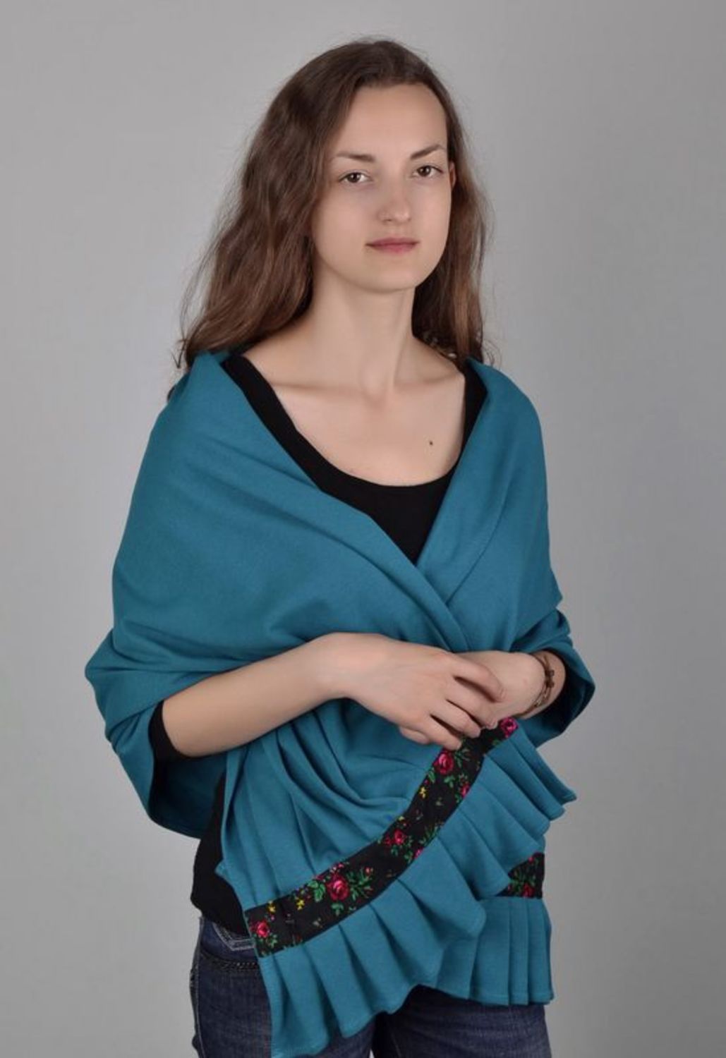 Trikotage-Schal in Blau, mit Leineinsätzen foto 1
