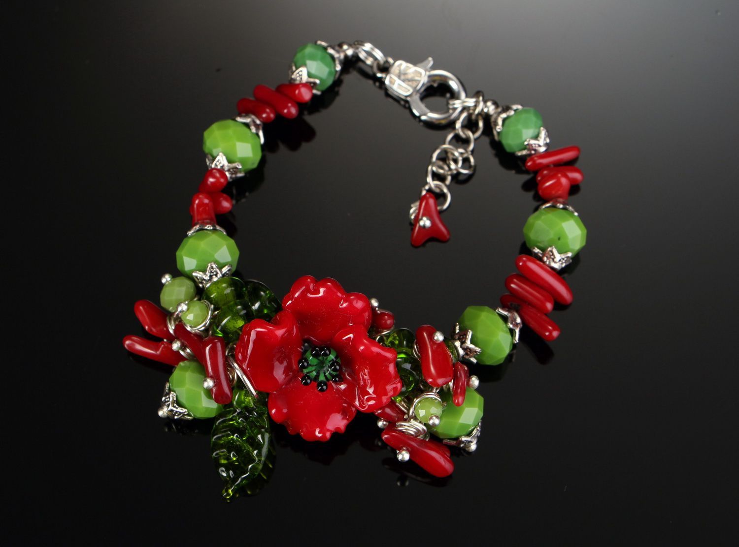 Bracelet with corals and Czech glass Poppy field photo 3
