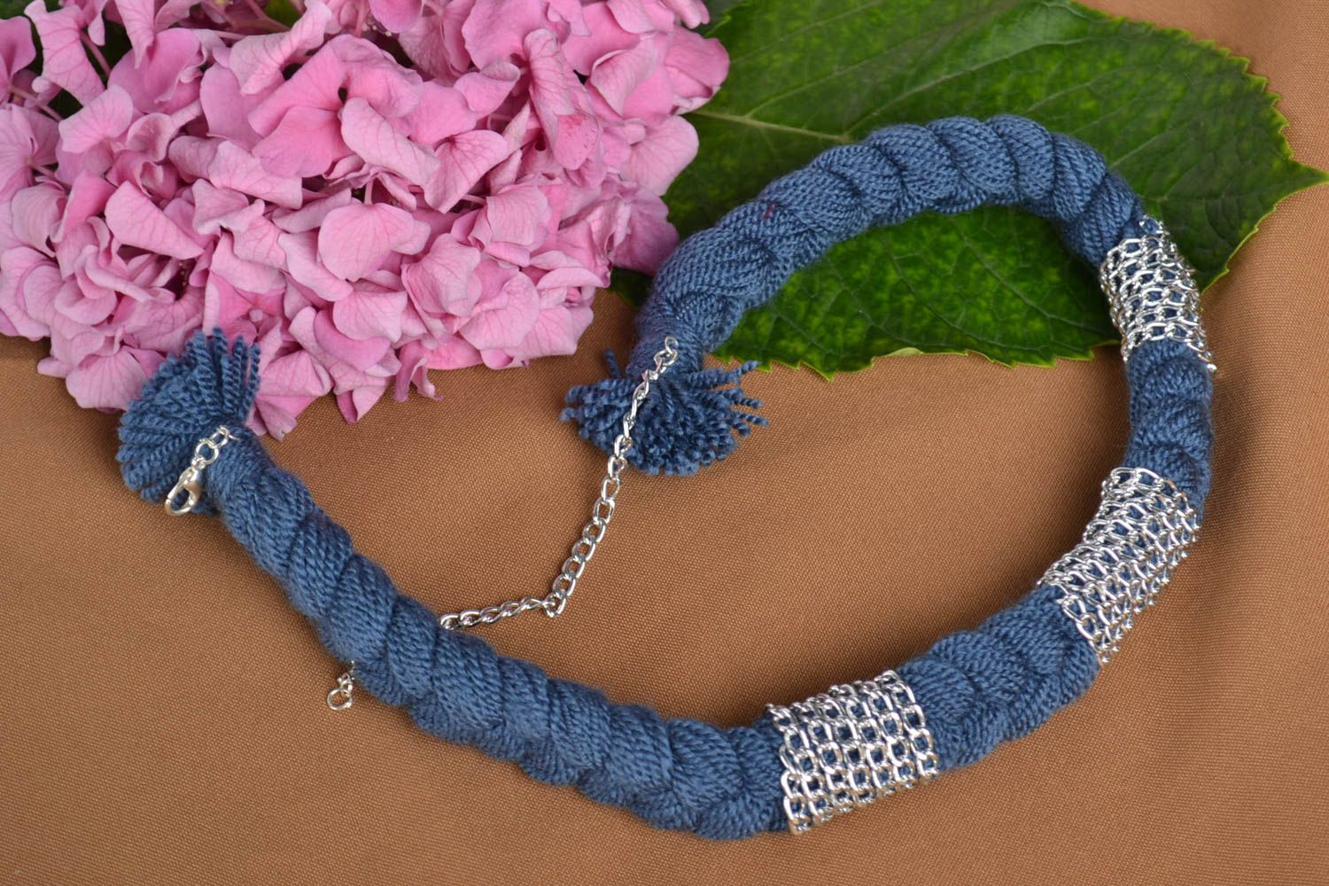 Handmade geflochtene Halskette Collier blau Accessoire für Frauen modisch foto 1