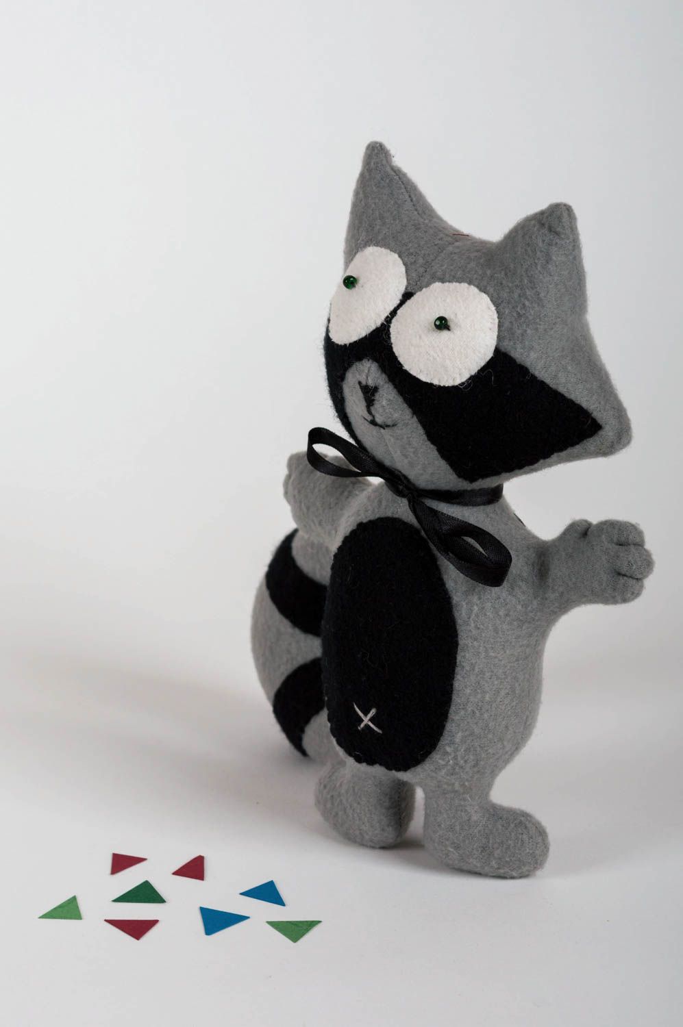 Jouet raton noir gris en tissu décoratif fait main cadeau original pour enfant photo 1