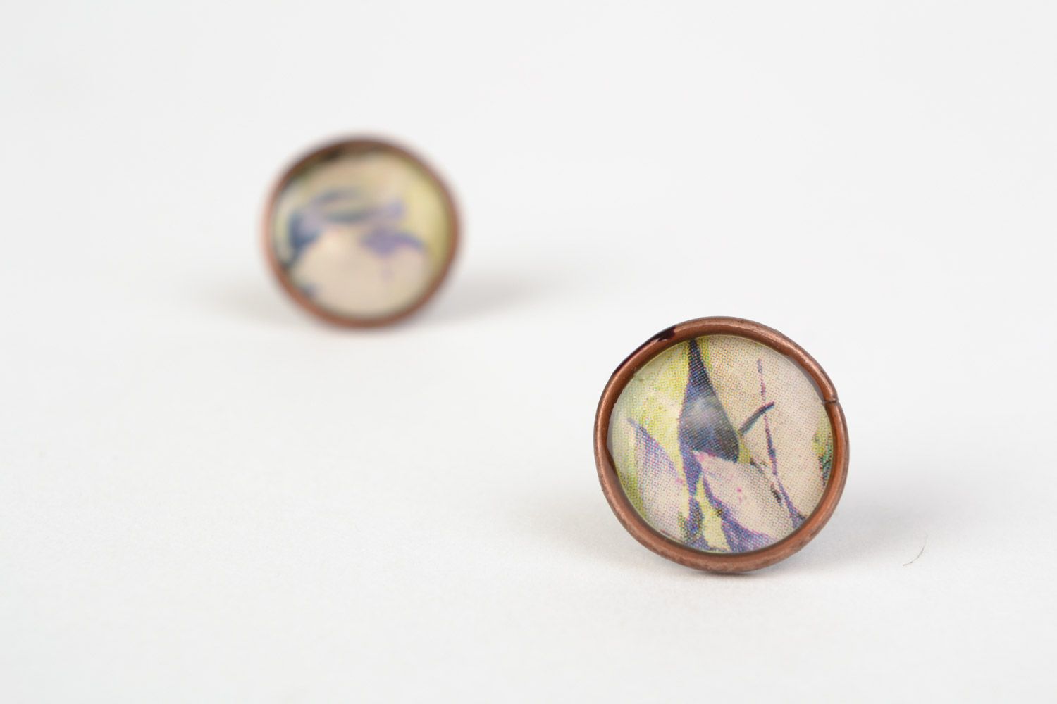 Handmade round stud earrings with floral print coated with jewelry glaze photo 5