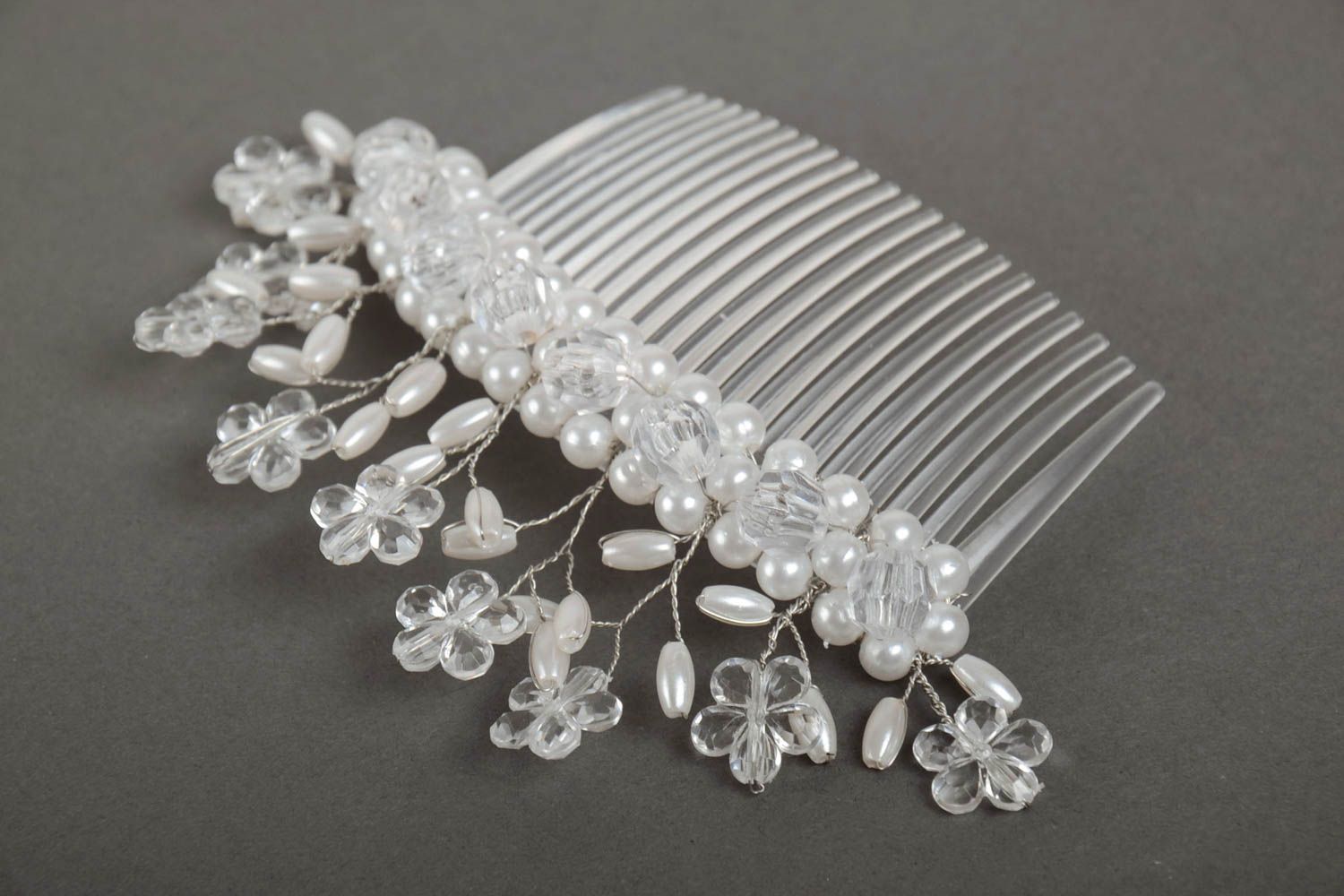 Handmade plastic hair comb decorated with white flowers and different beads  photo 2