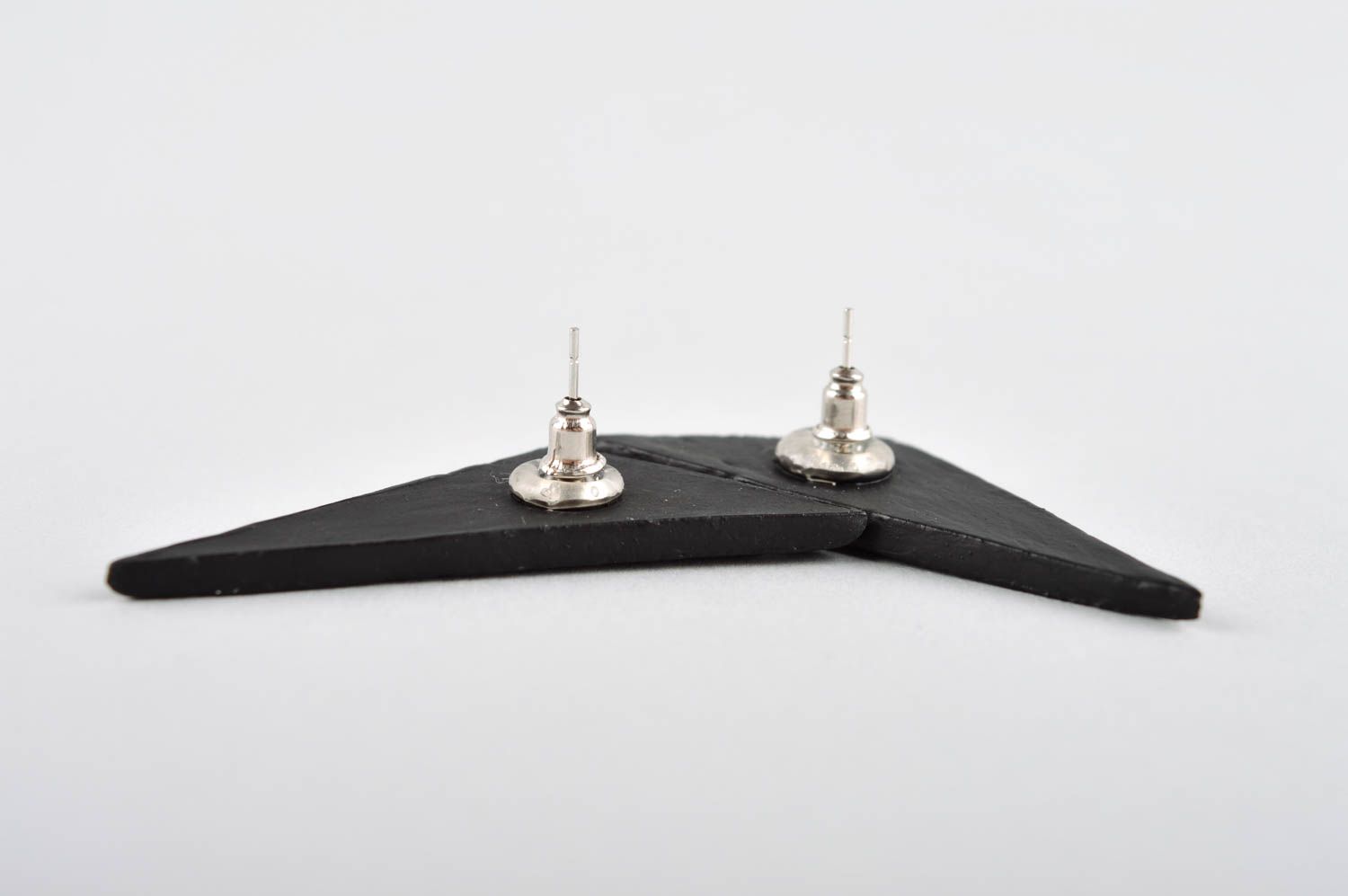 Schwarze Ohrringe Dreiecke handmade Designer Schmuck Accessoire für Frauen foto 5