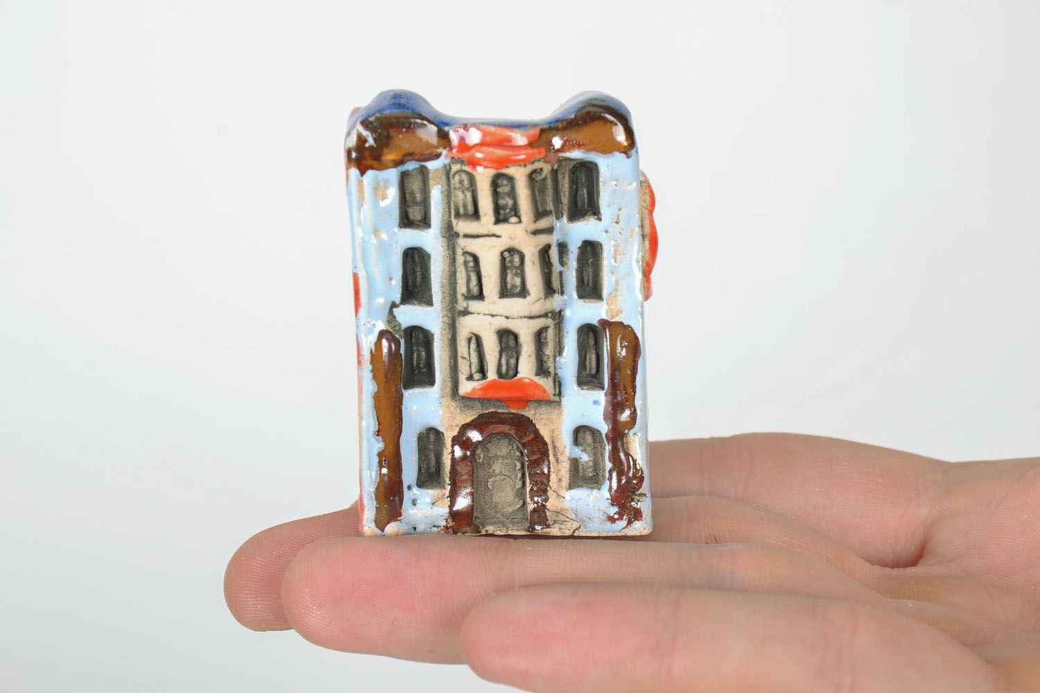 Maisonnette miniature céramique décorative faite main souvenir Bibliothèque photo 2