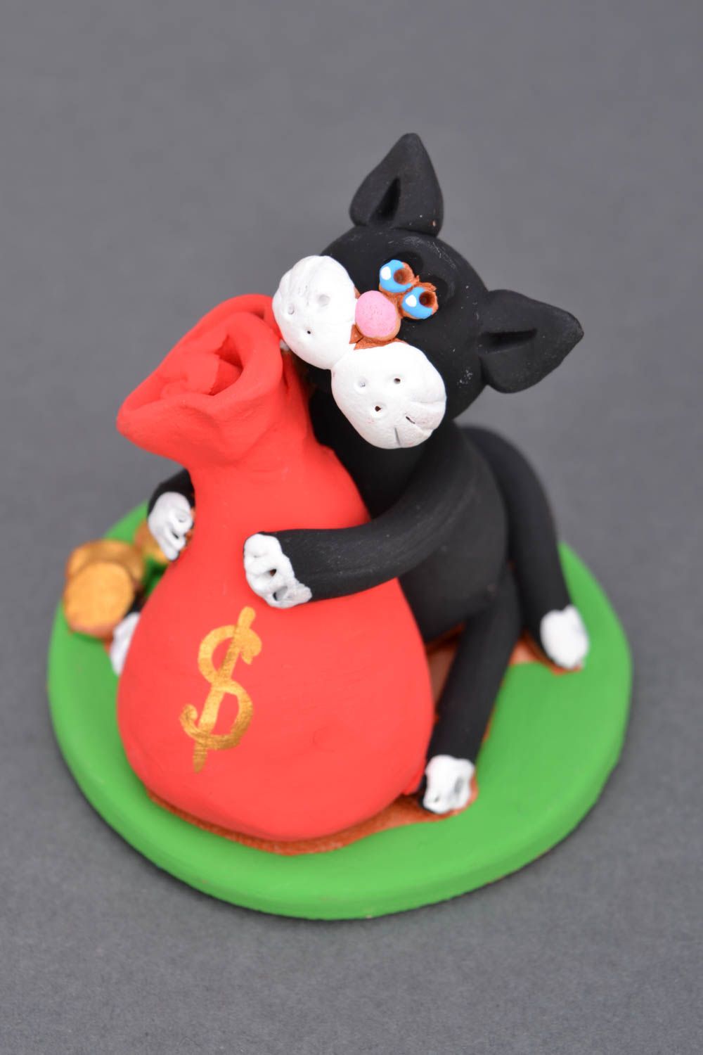 Ceramic figurine with painting Cat with Bag of Money photo 3