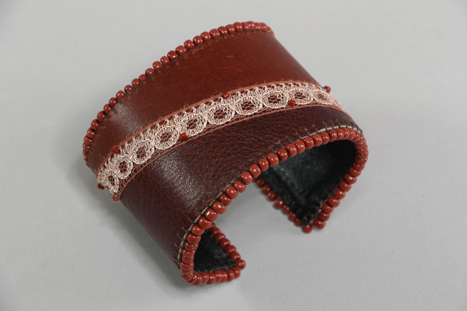 Leather bracelet with lace  photo 3