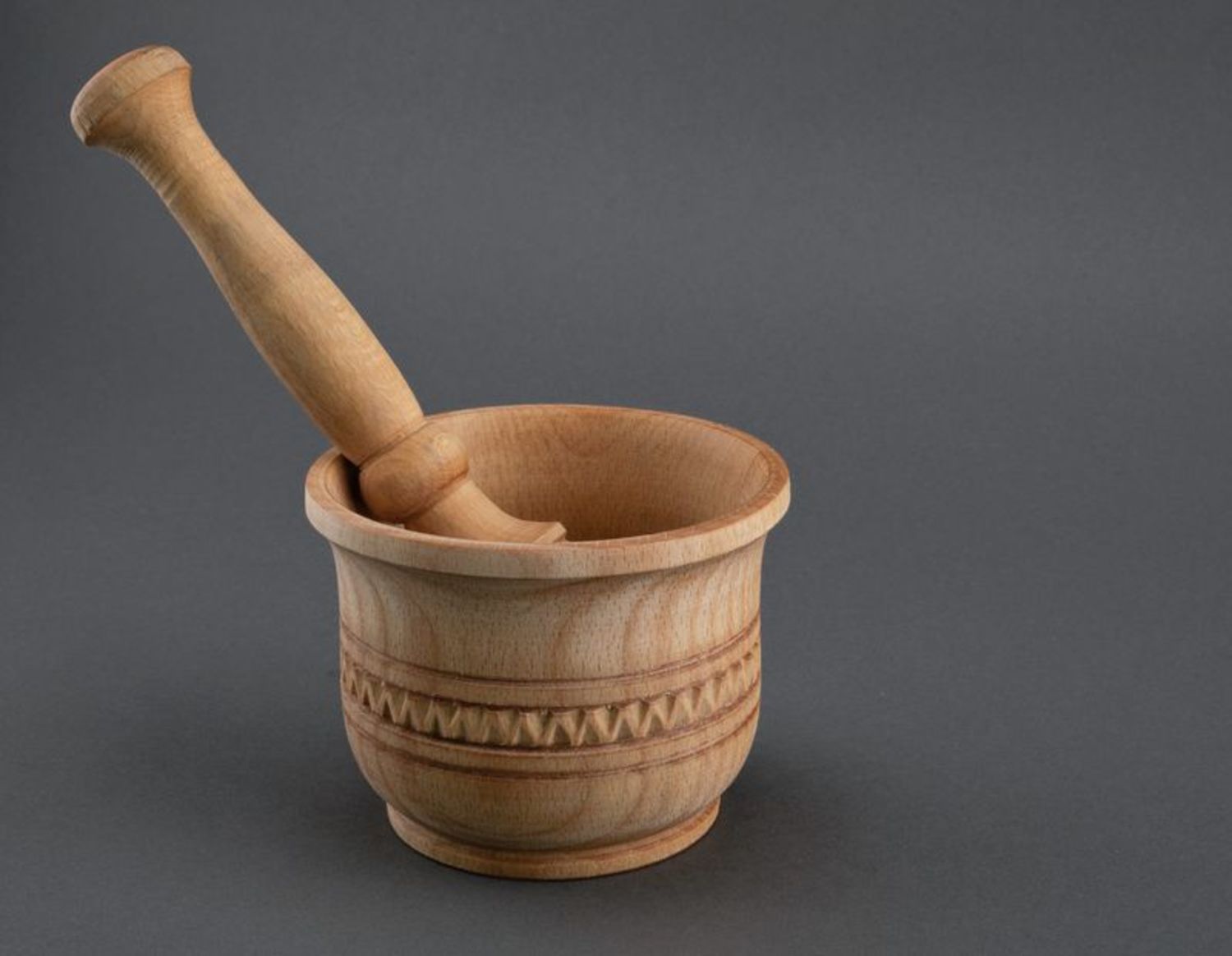 Wooden kitchen mortar with pestle photo 2