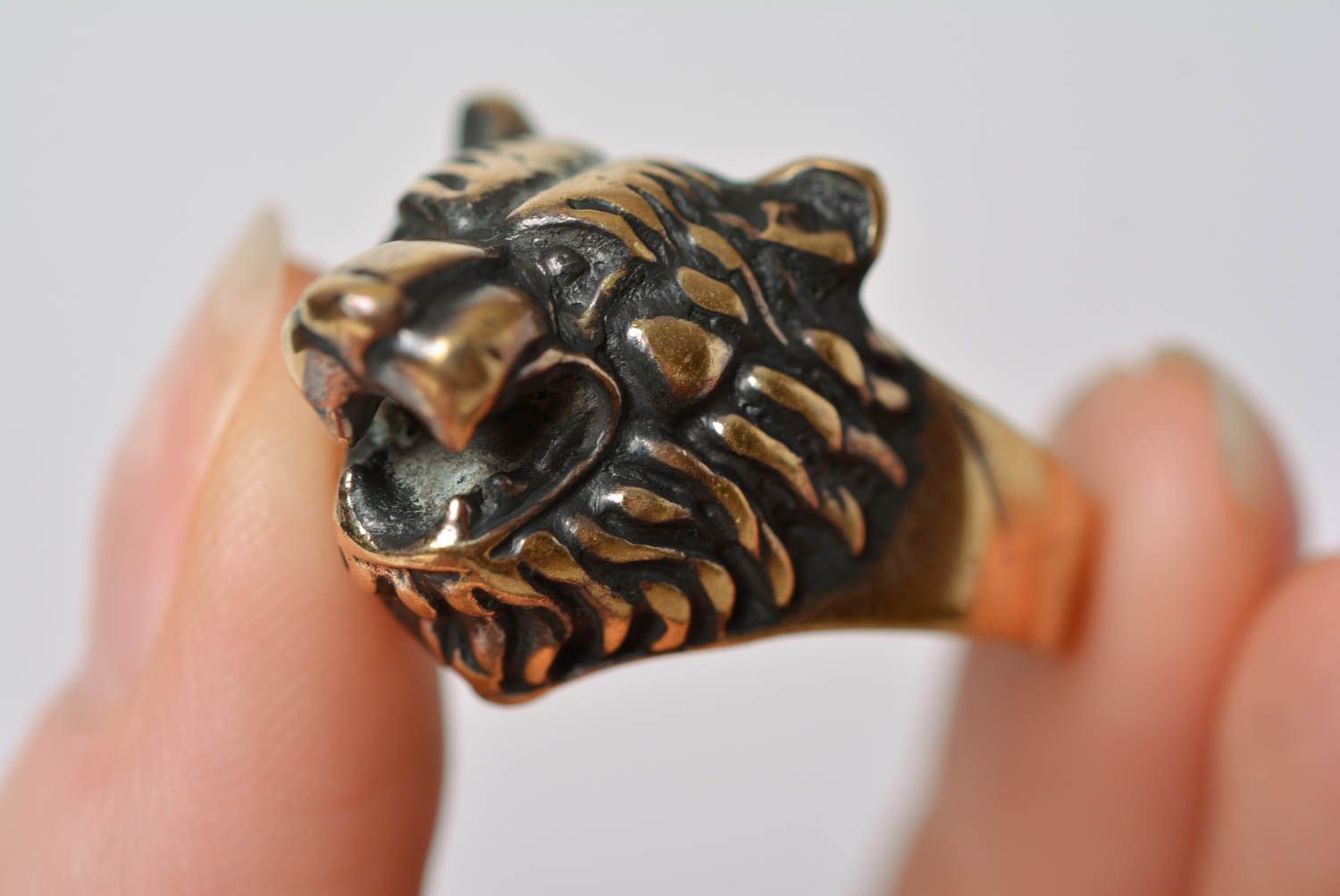 Interessanter künstlerischer Ring aus Bronze Bär originell schön Handarbeit foto 3