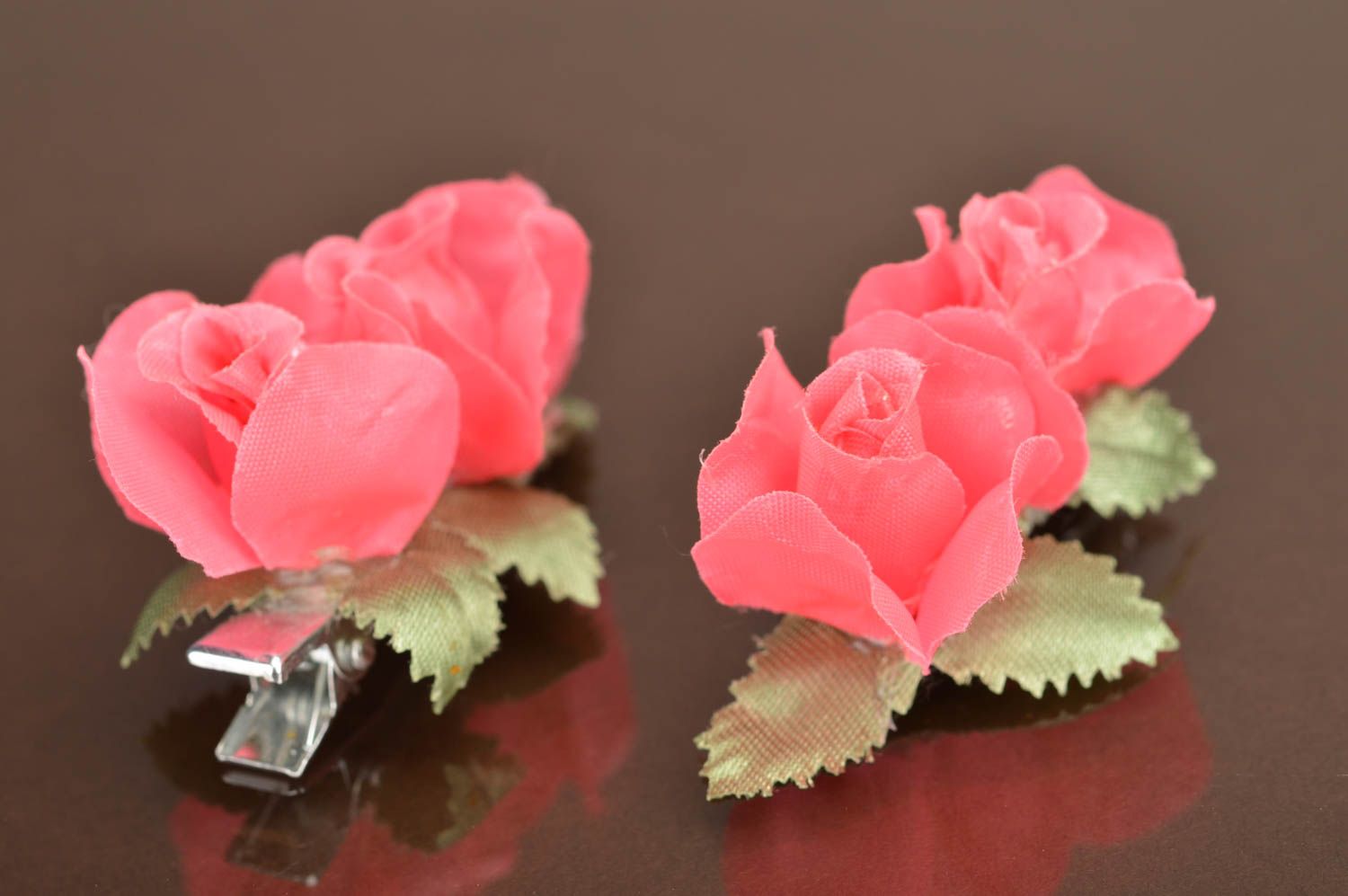 Handmade pink flower hair clips made of textile set of 2 pieces for girls photo 2