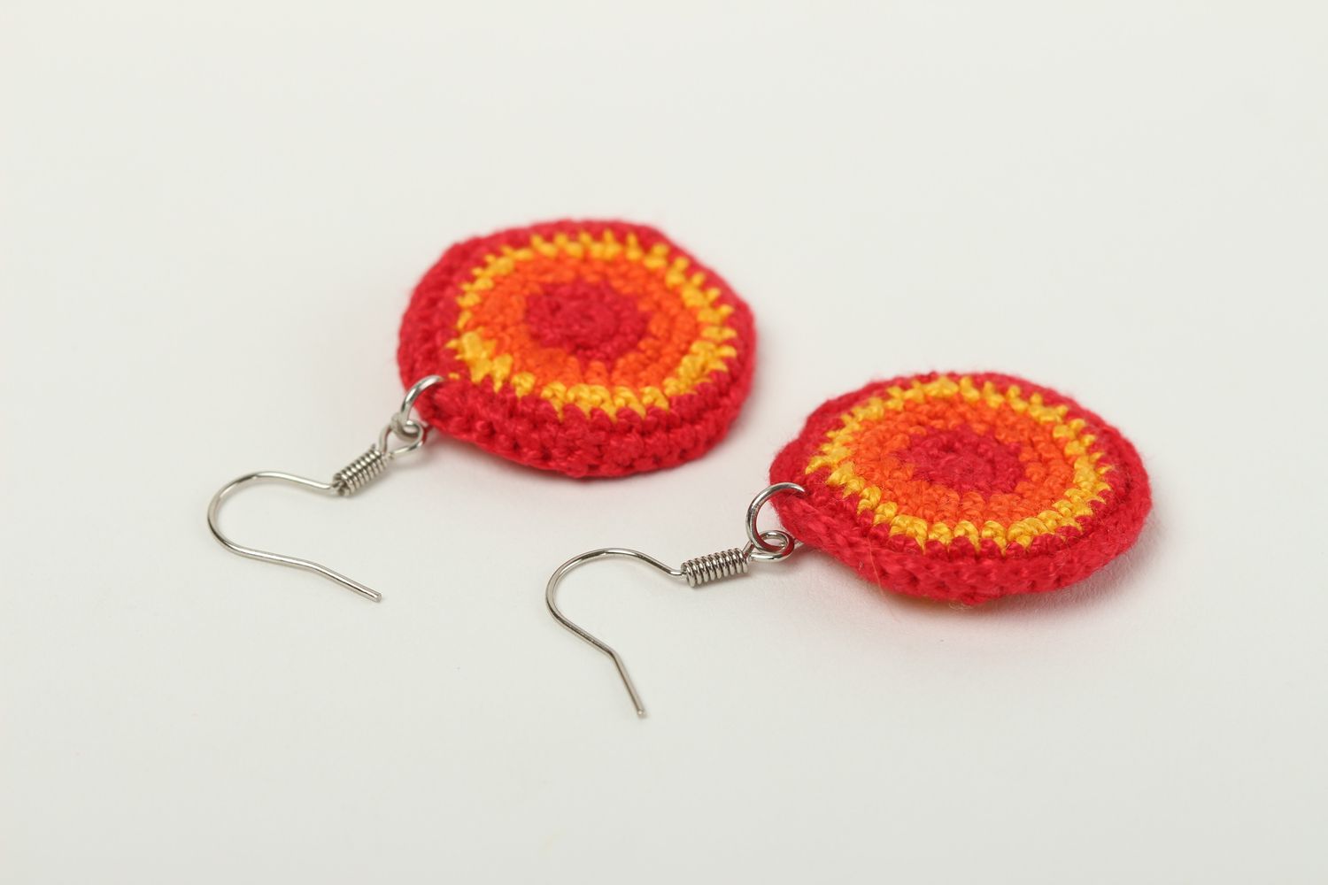 Handmade gehäkelte Ohrringe orange rot Designer Schmuck Accessoire für Frauen  foto 4
