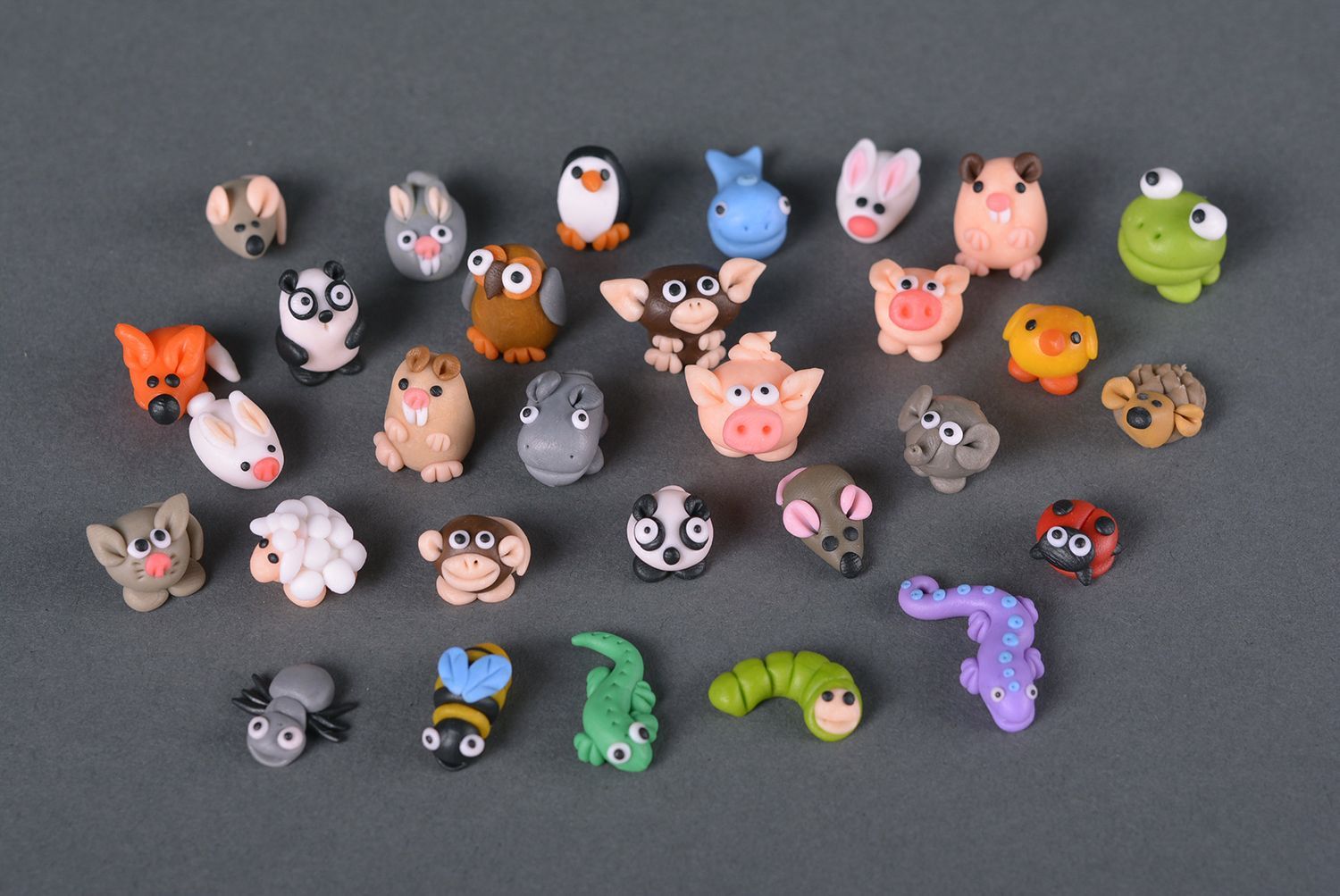 Полимерные фигурки. Фигурки из полимерной глины. Зверюшки из полимерной глины. Полимерная глина фигурки животных. Мелкие игрушки для детей.