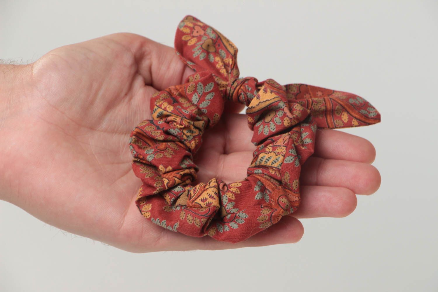 Stoff Haargummi braun rot aus Baumwollstoff mit Schleife handmade Accessoire  foto 5