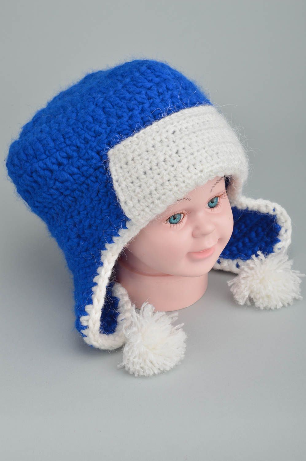 Вязаная шапка ушанка синяя с белым красивая для детей и взрослых ручная работа фото 5