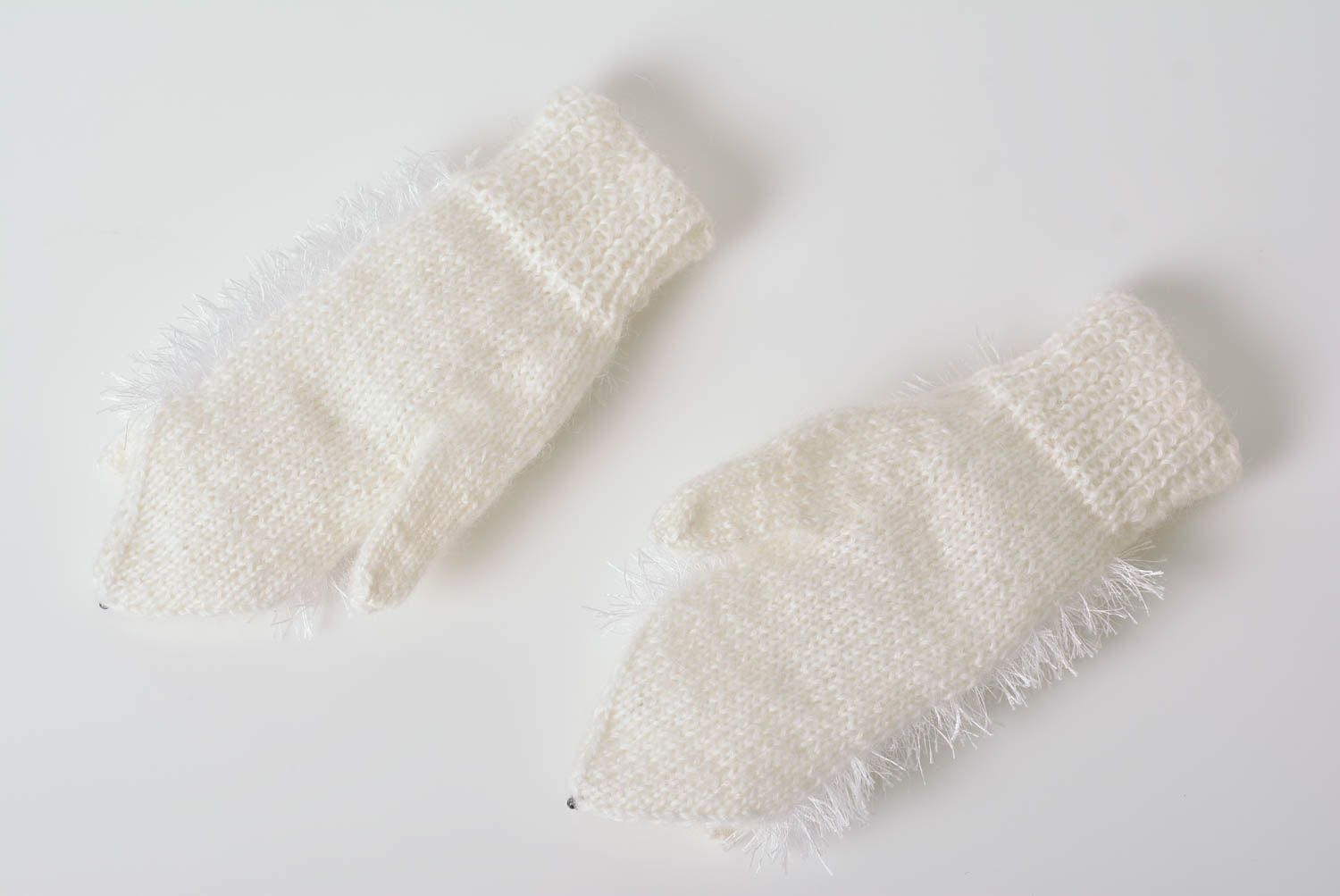 Jolies moufles hérisson tricotées en acrylique et mi-laine blanches faites main photo 5