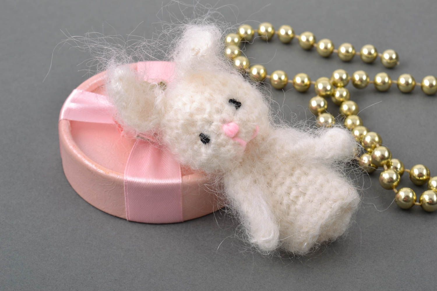 Finger Spielzeug aus Wolle Finger Puppe handmade Hase für Kinder klein foto 1