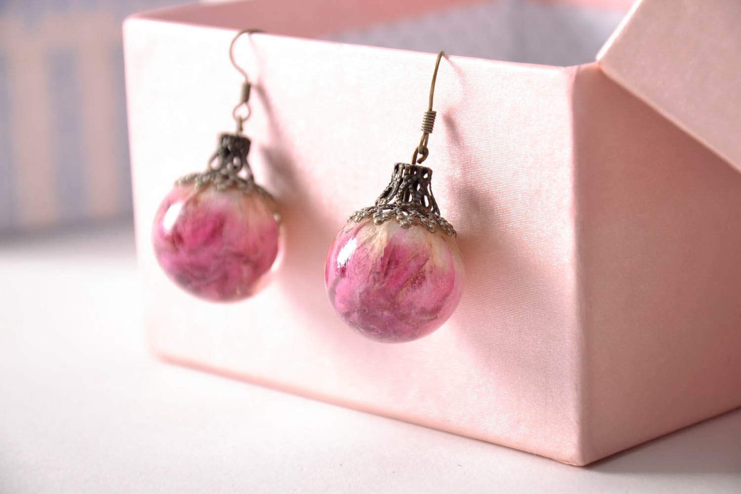 Earrings with rose photo 3