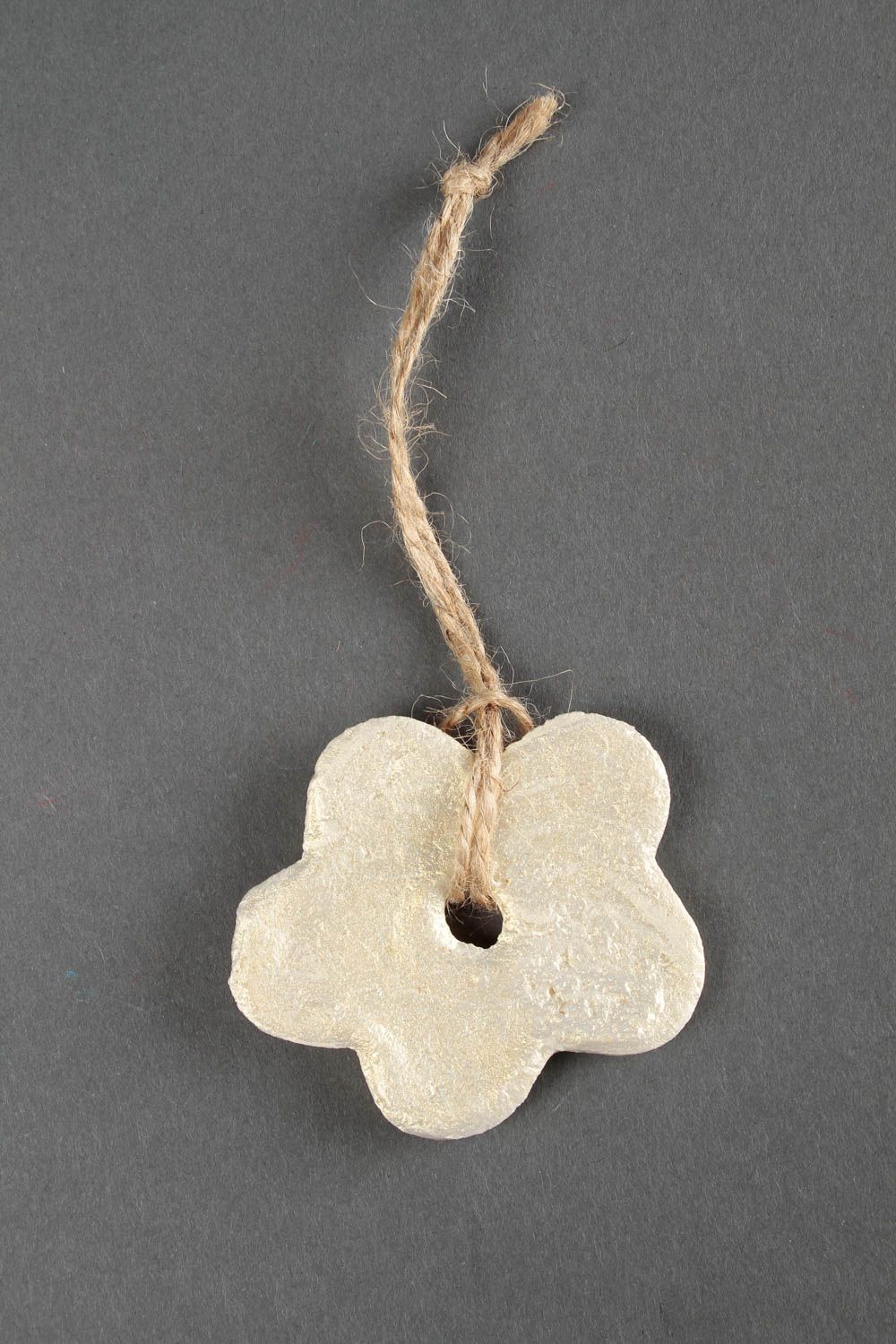 Fleur pate a sel faite main Suspension décorative blanche à motif Déco maison photo 4