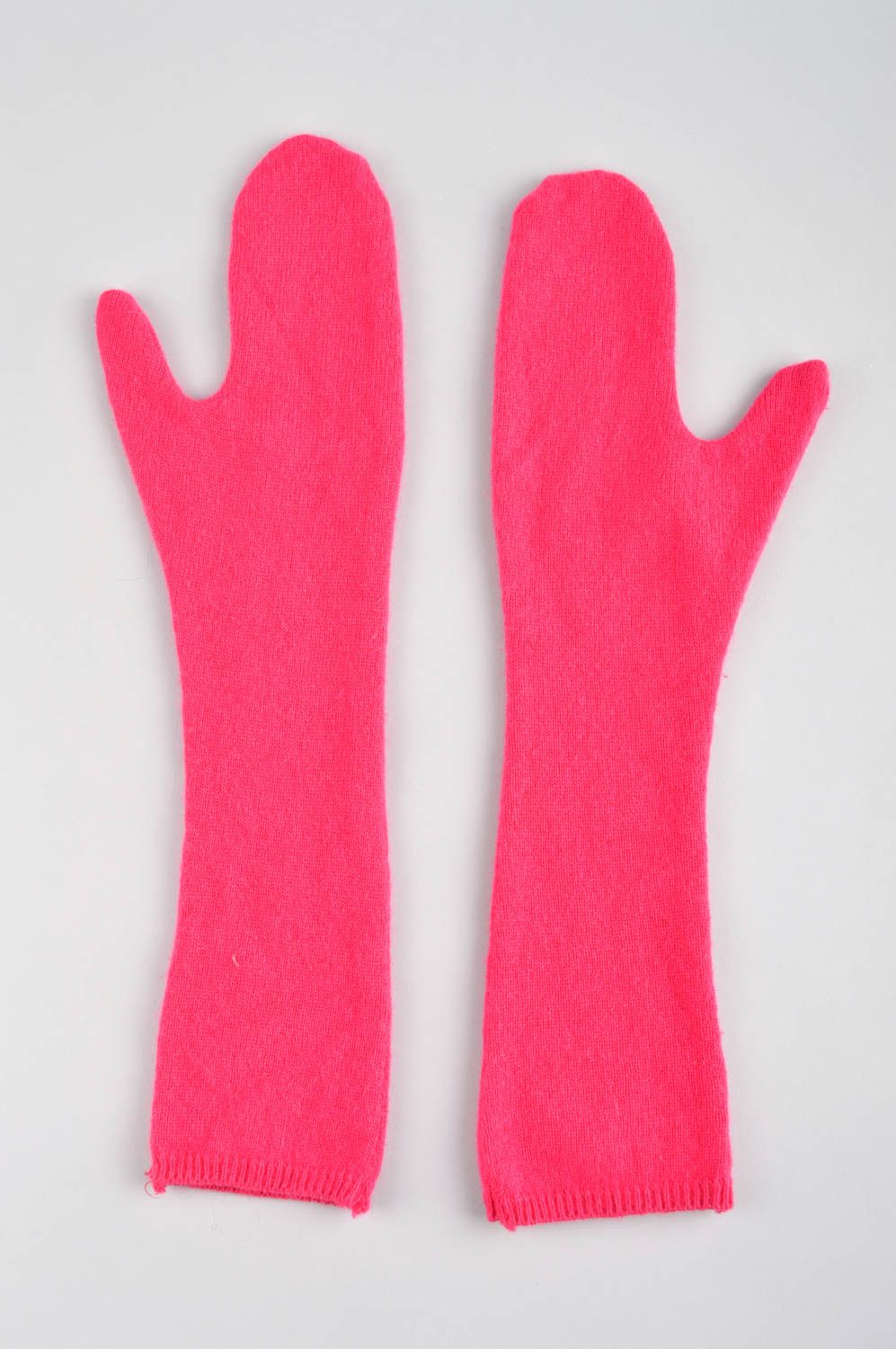 Bonnet d'hiver Moufles roses faits main Vêtements femme Cadeau original photo 4