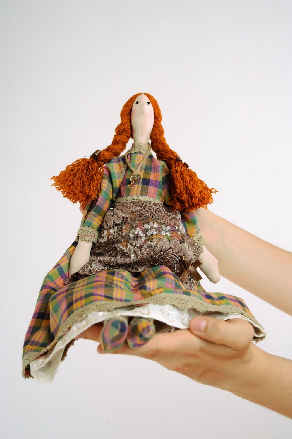 Текстильная авторская кукла Хозяюшка фото 5