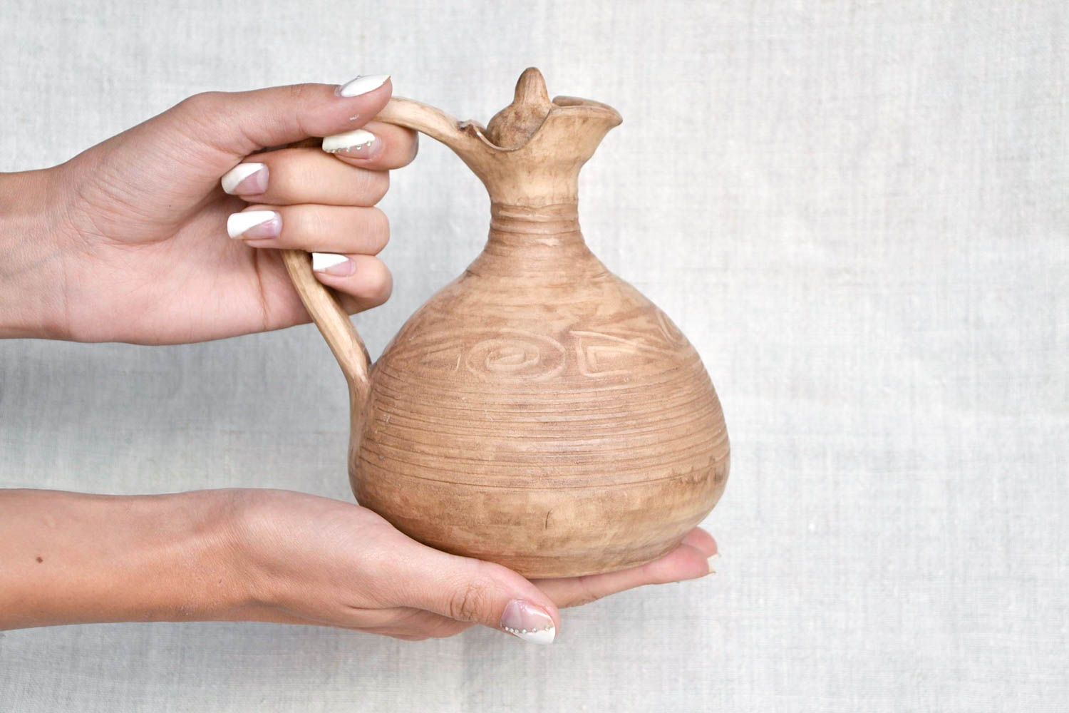 Handgefertigt Keramik Krug Keramik Geschirr Frauen Geschenk in Hellbraun foto 2