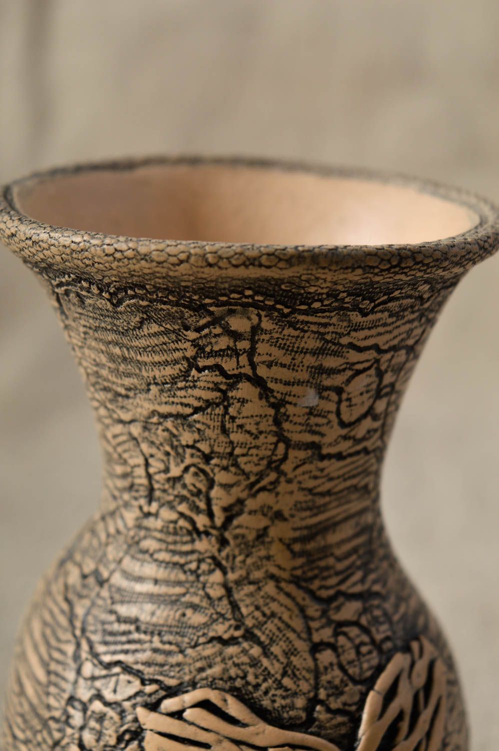 Small ceramic handmade beige décor vase 0,32 lb photo 3