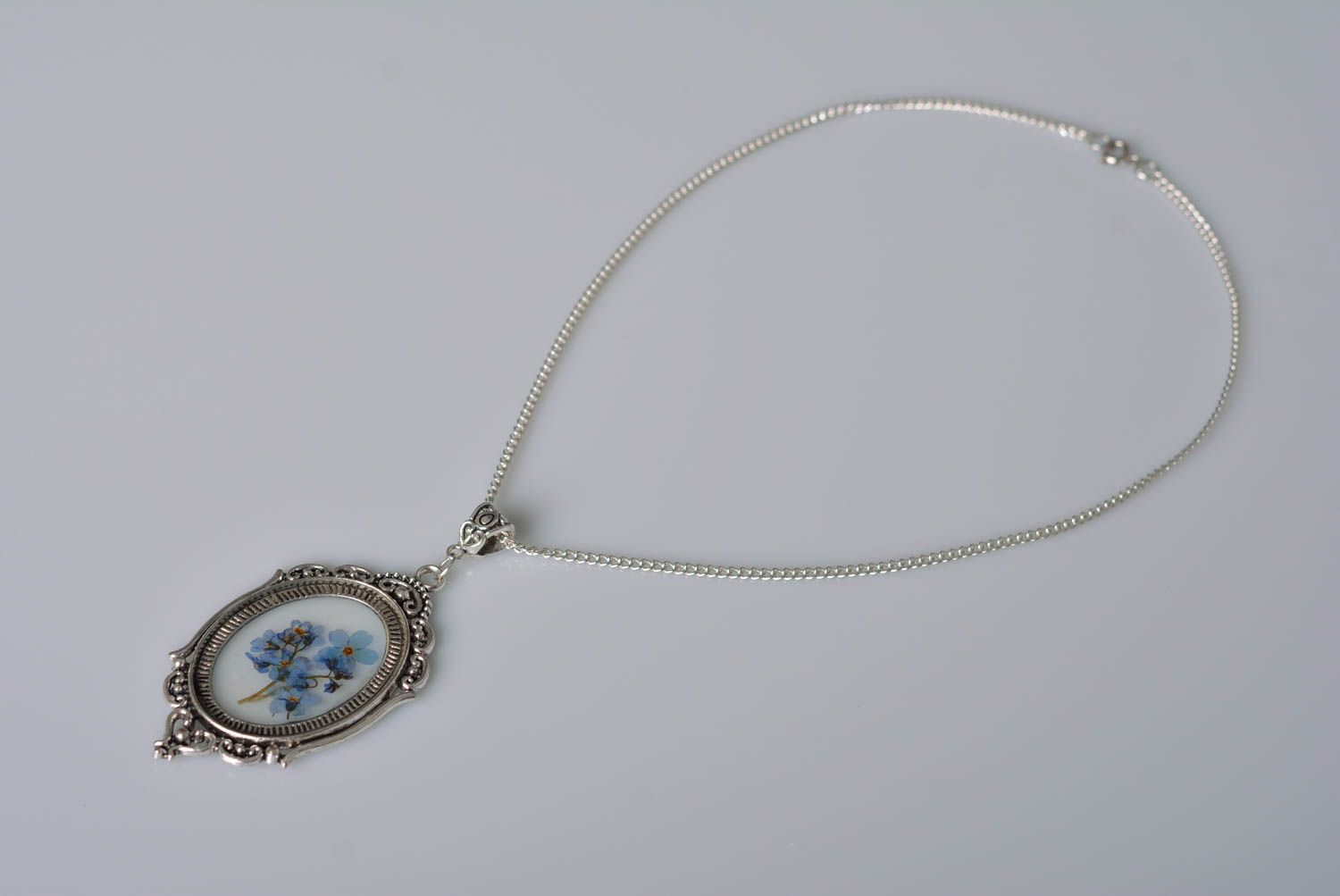 Stylish pendant botanic jewelry handmade pendant with natural flowers for girls photo 3