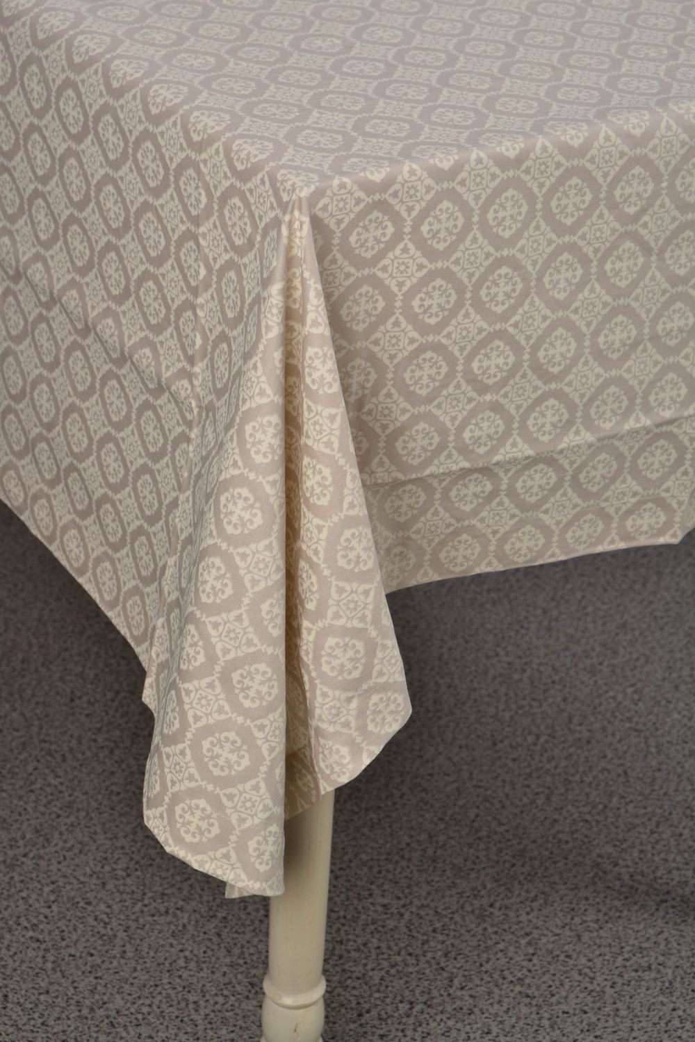 Square fabric tablecloth 140х140 photo 3