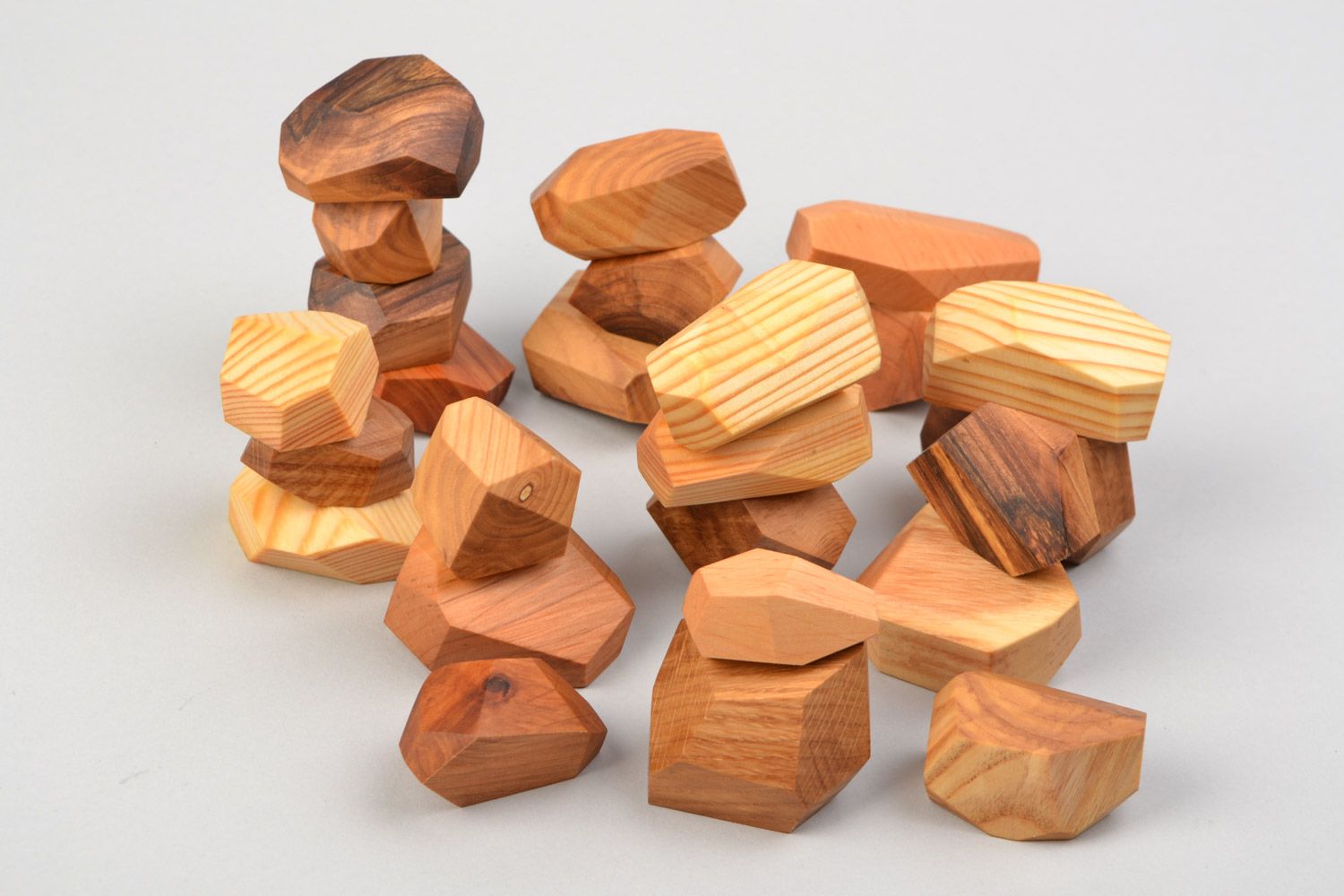 Игрушка гора камней 24 шт деревянный конструктор головоломка для детей и взрослых фото 4