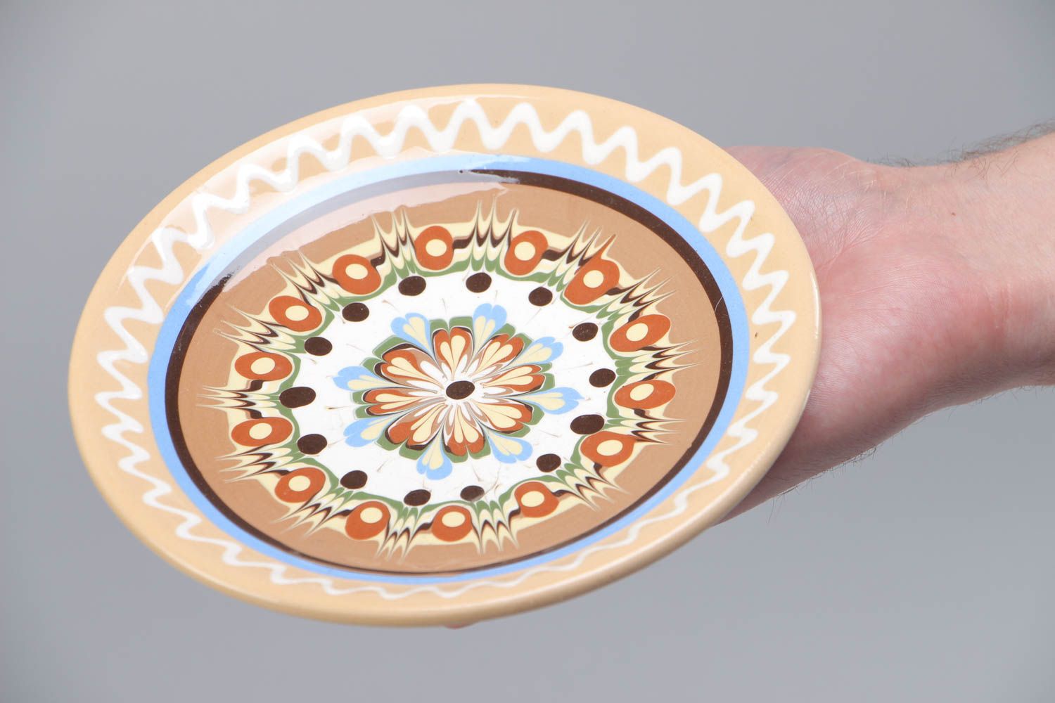 Petite assiette plate peinte à motif ethnique belle vaisselle faite main photo 5