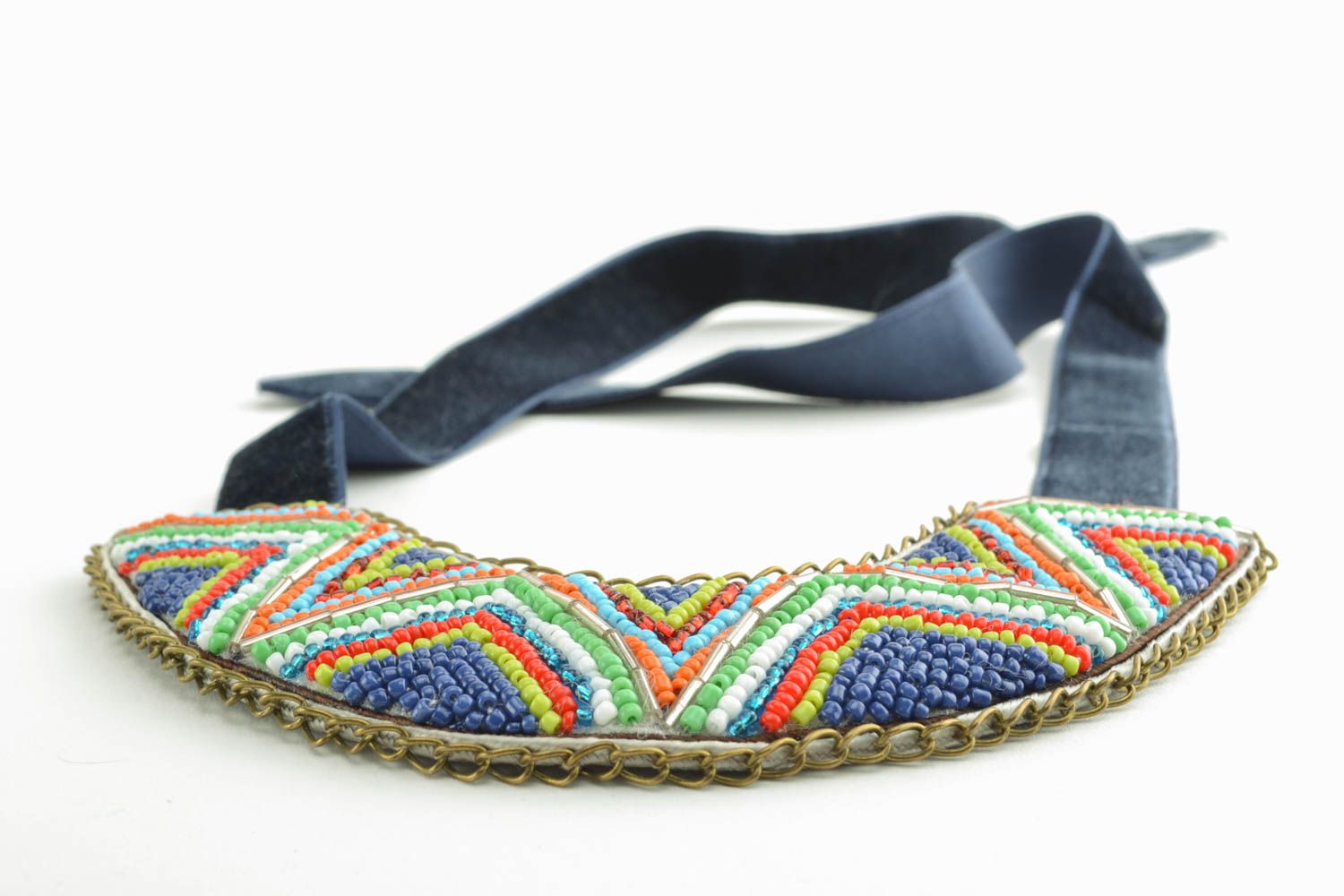 Beaded necklace with velvet ribbon photo 3