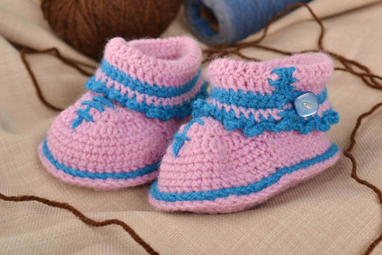 Handgefertigte Schuhe Gehäkelte Babyschuhe Geschenke für Kleinkinder Baby Schuhe foto 1
