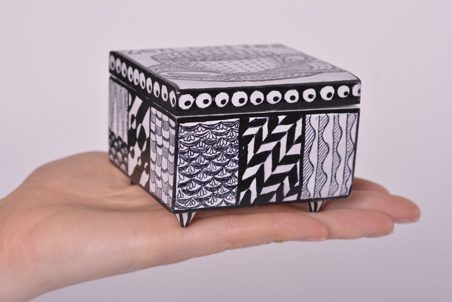 Caja para guardar bisutería hecha a mano cofre para joyas regalo original foto 4