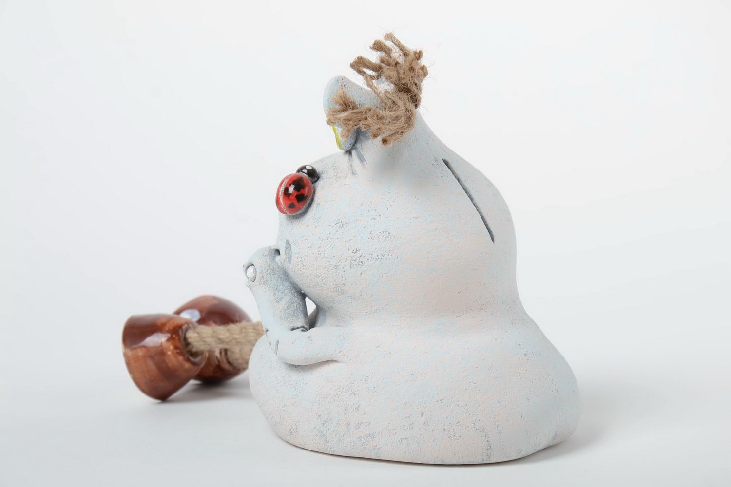 Handmade Keramik Spardose aus Halbporzellan mit Pigmenten bemalt Nilpferd foto 3