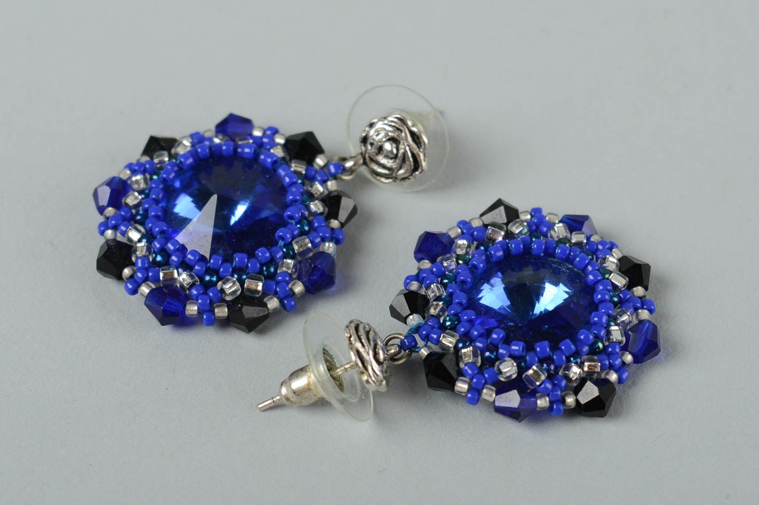 Boucles d'oreilles pendantes Bijou fait main bleu perles cristal Cadeau femme photo 2