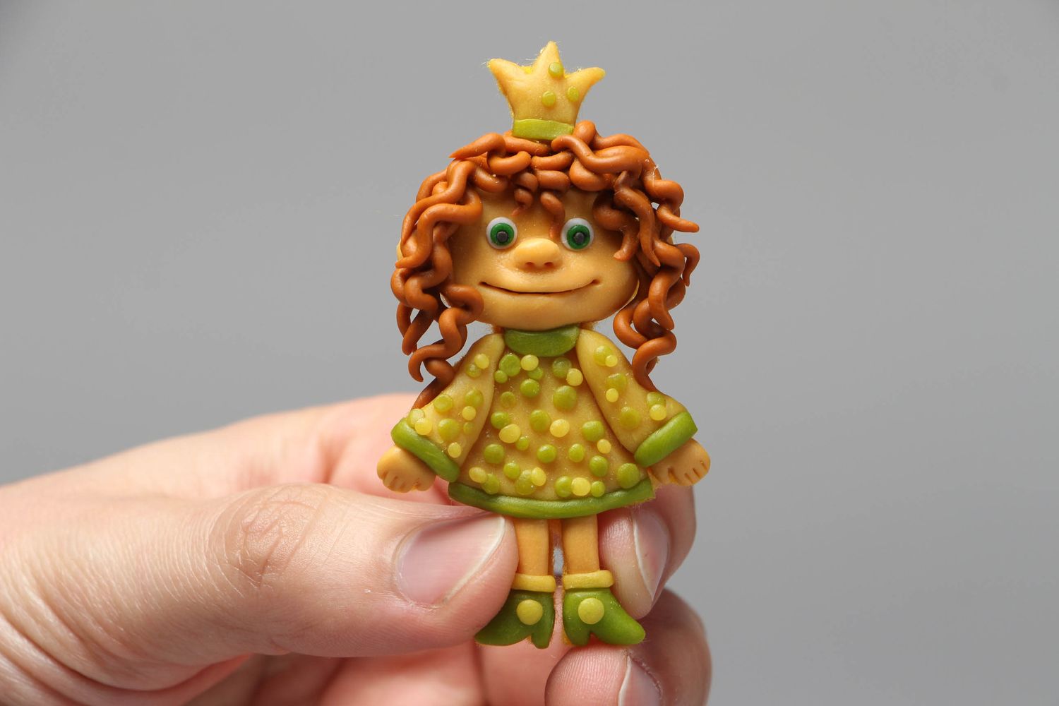 Polymer clay brooch in the shape of princess photo 4