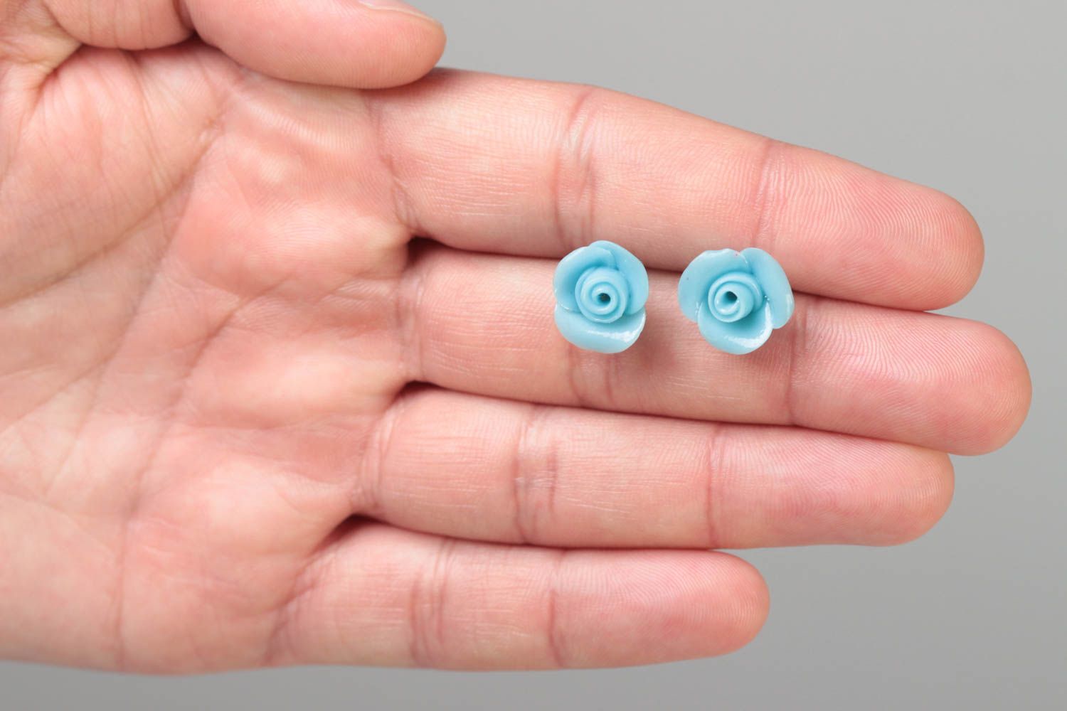 Handmade small designer stud earrings with polymer clay blue flowers photo 5