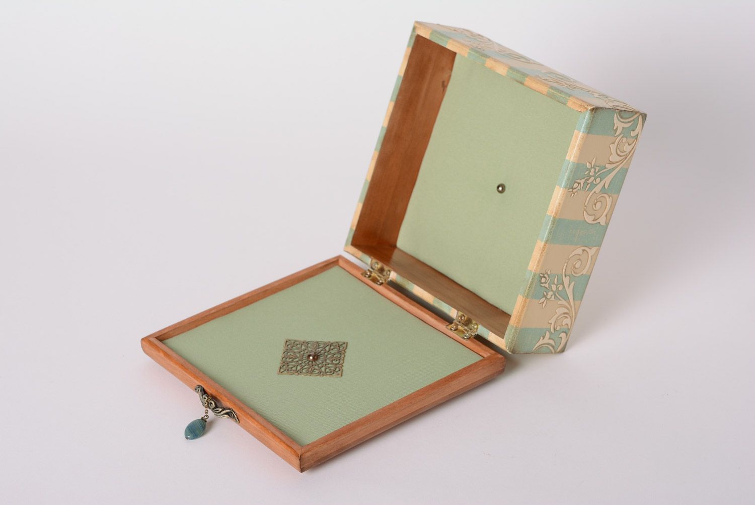 Handgemachte Decoupage Schatulle aus Holz mit echtem Stein Geschenk für Frauen  foto 4