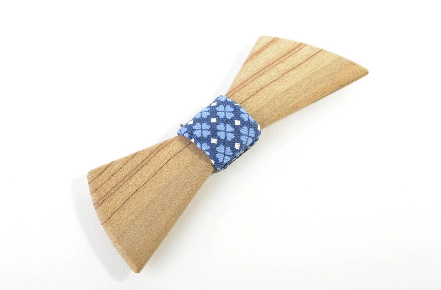 Gestreifte Fliege aus Holz handmade Accessoire für Männer Krawatte Fliege foto 2