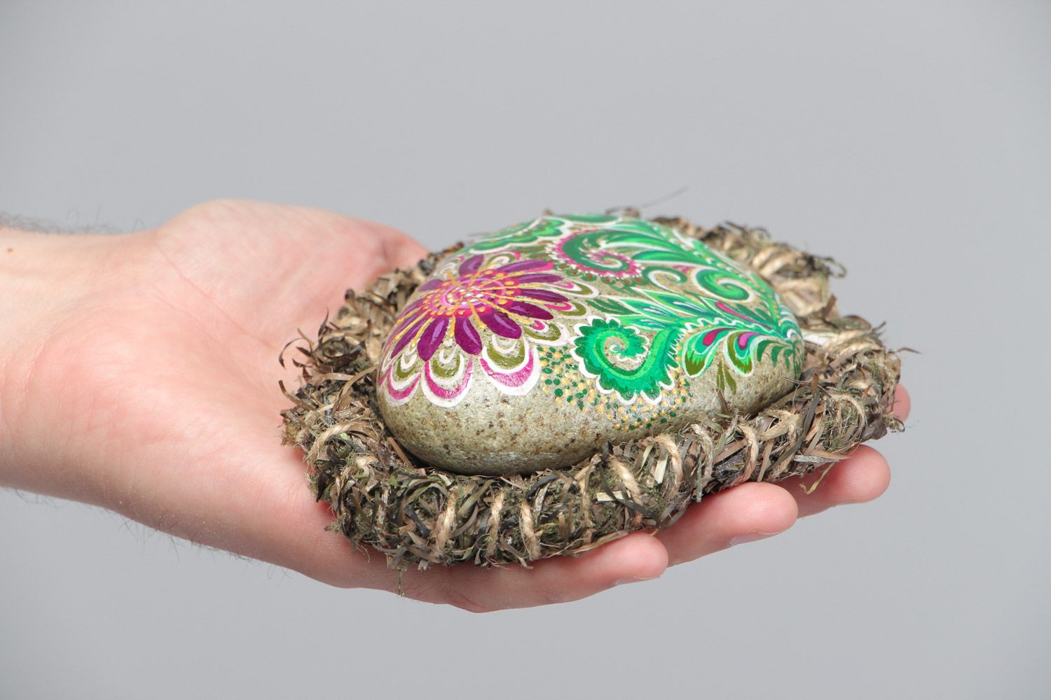 Камешек с росписью на морских водорослях небольшой для декора ручная работа фото 5