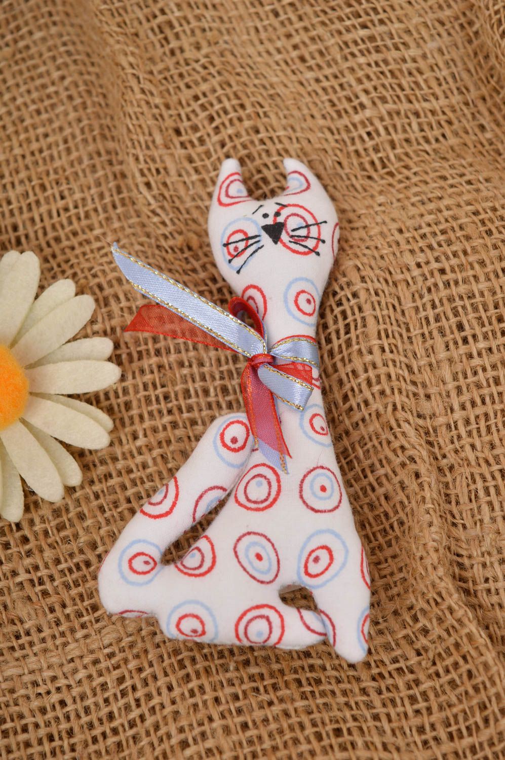 Magnet chat avec nœud fait main Aimant pour frigo en tissu Décoration cuisine photo 1