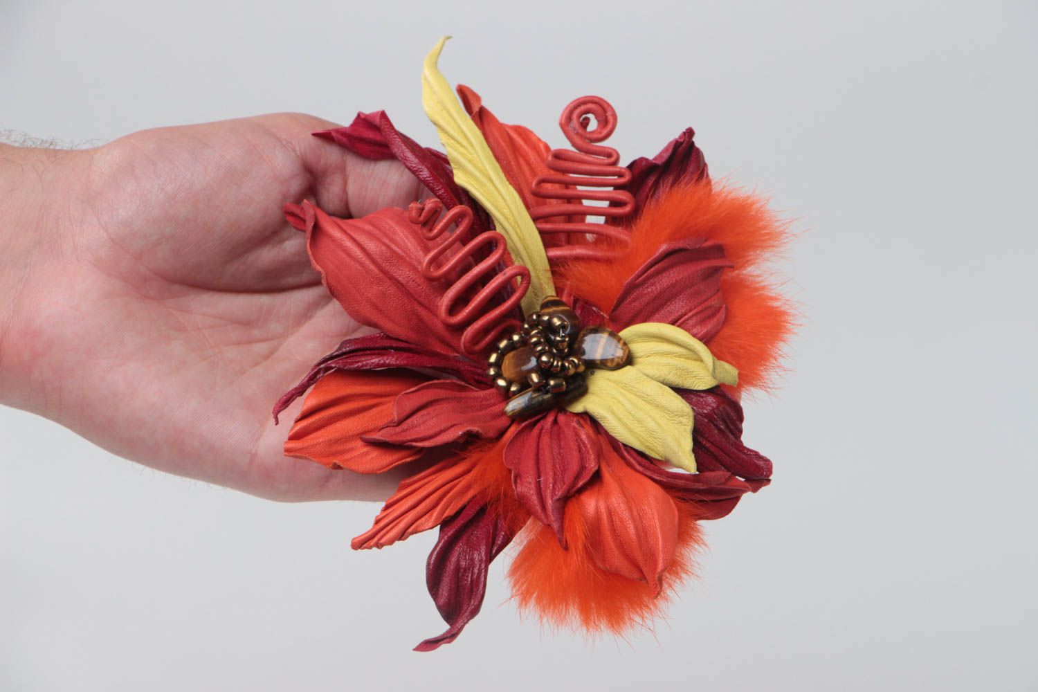 Large handmade designer genuine leather flower brooch hair clip red photo 5