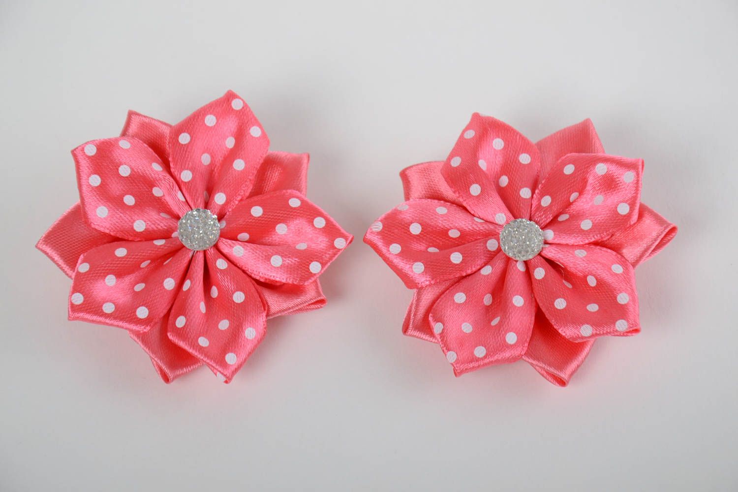 Beautiful children's handmade designer satin ribbon flower barrettes 2 pieces photo 2