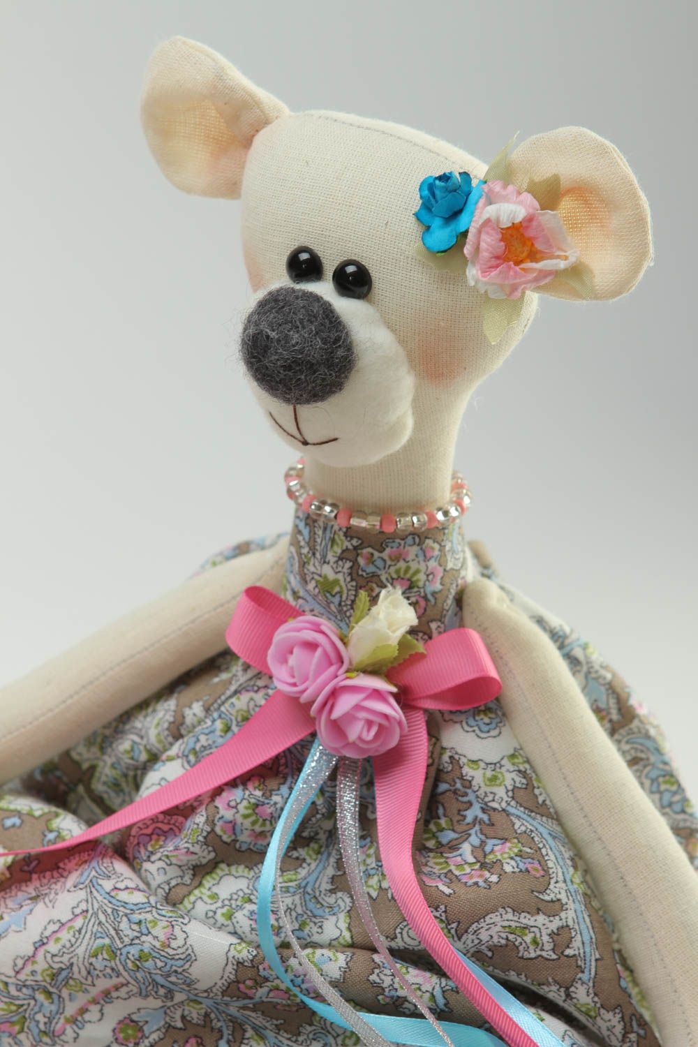 Poupée ours Jouet fait main en tissu de coton décoratif Cadeau pour fille photo 3