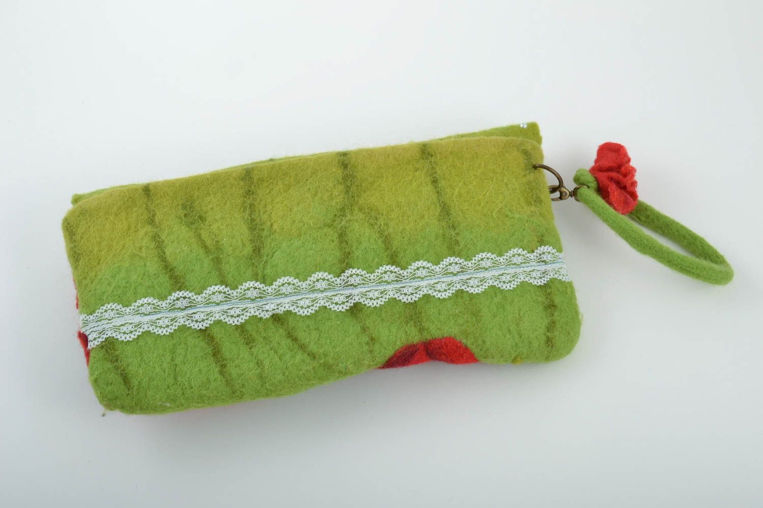Gefilzte grüne Clutch aus Wolle mit roten Mohnblumen Designer Handarbeit  foto 4