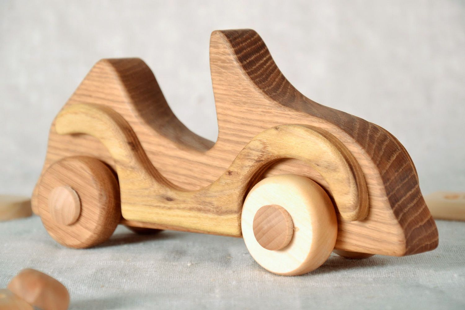 Spielzeug Holz Auto foto 1